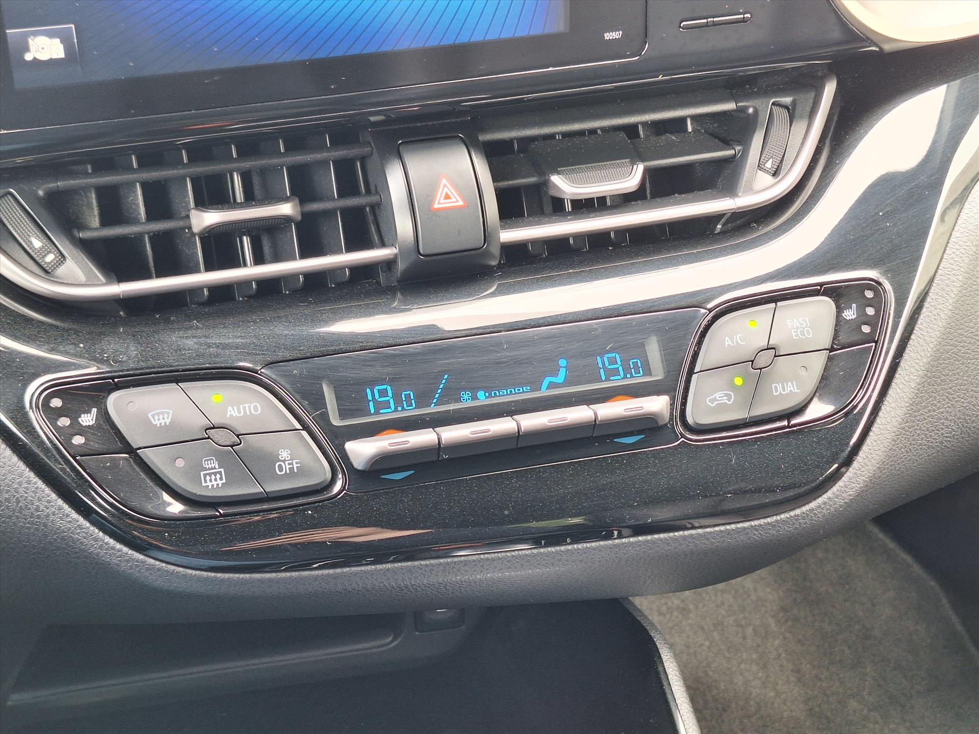 Foto van Toyota Toyota C-hr