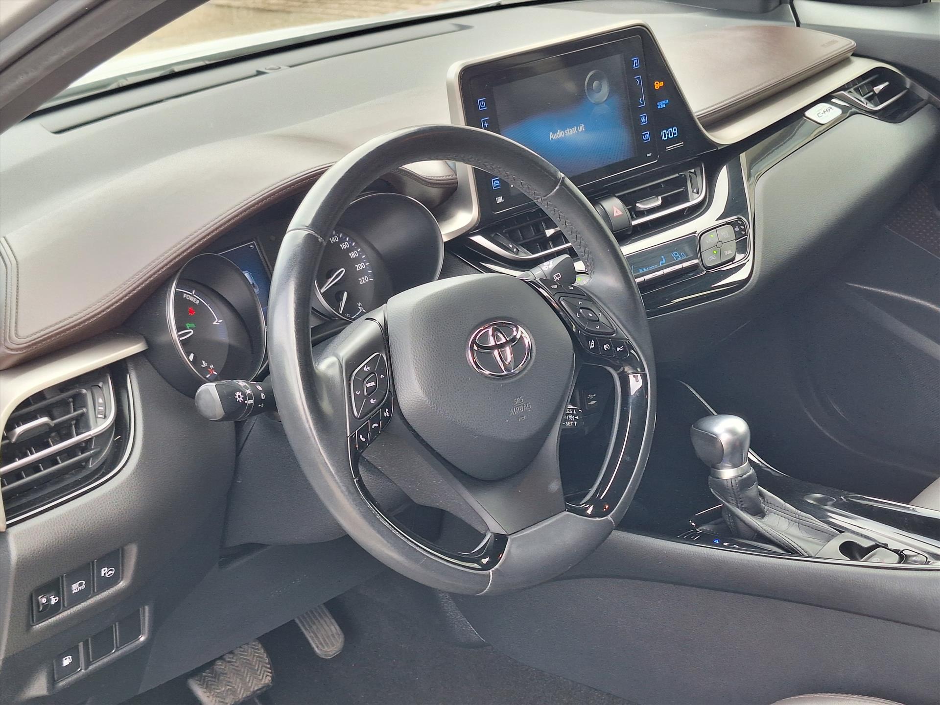 Foto van Toyota Toyota C-hr