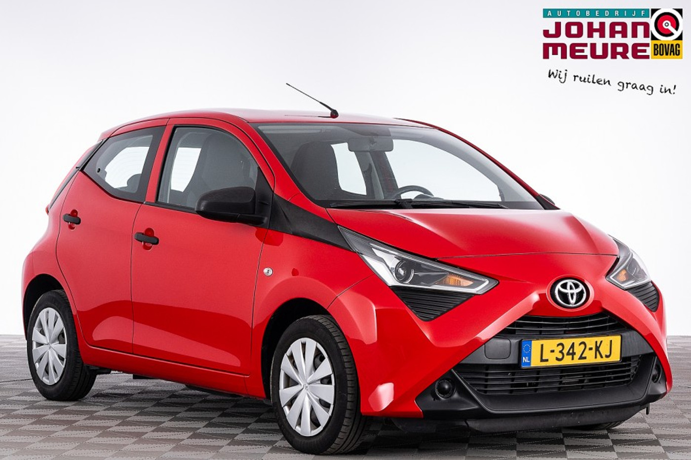 Toyota Toyota Aygo 1.0 VVT-i x-fun 5-drs | AIRCO ✅ 1e Eigenaar . 2021 - voorkant