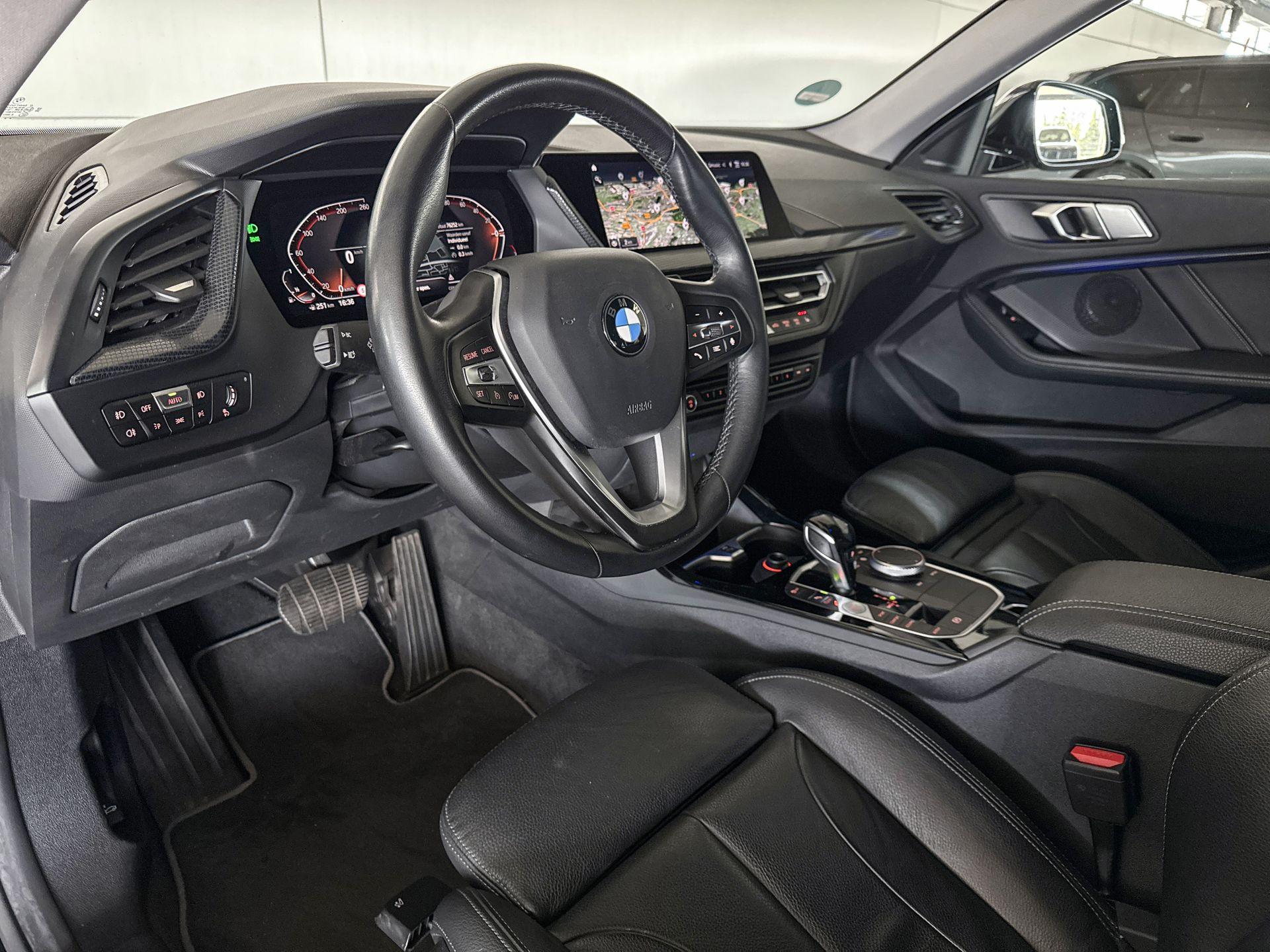Foto van BMW 218i