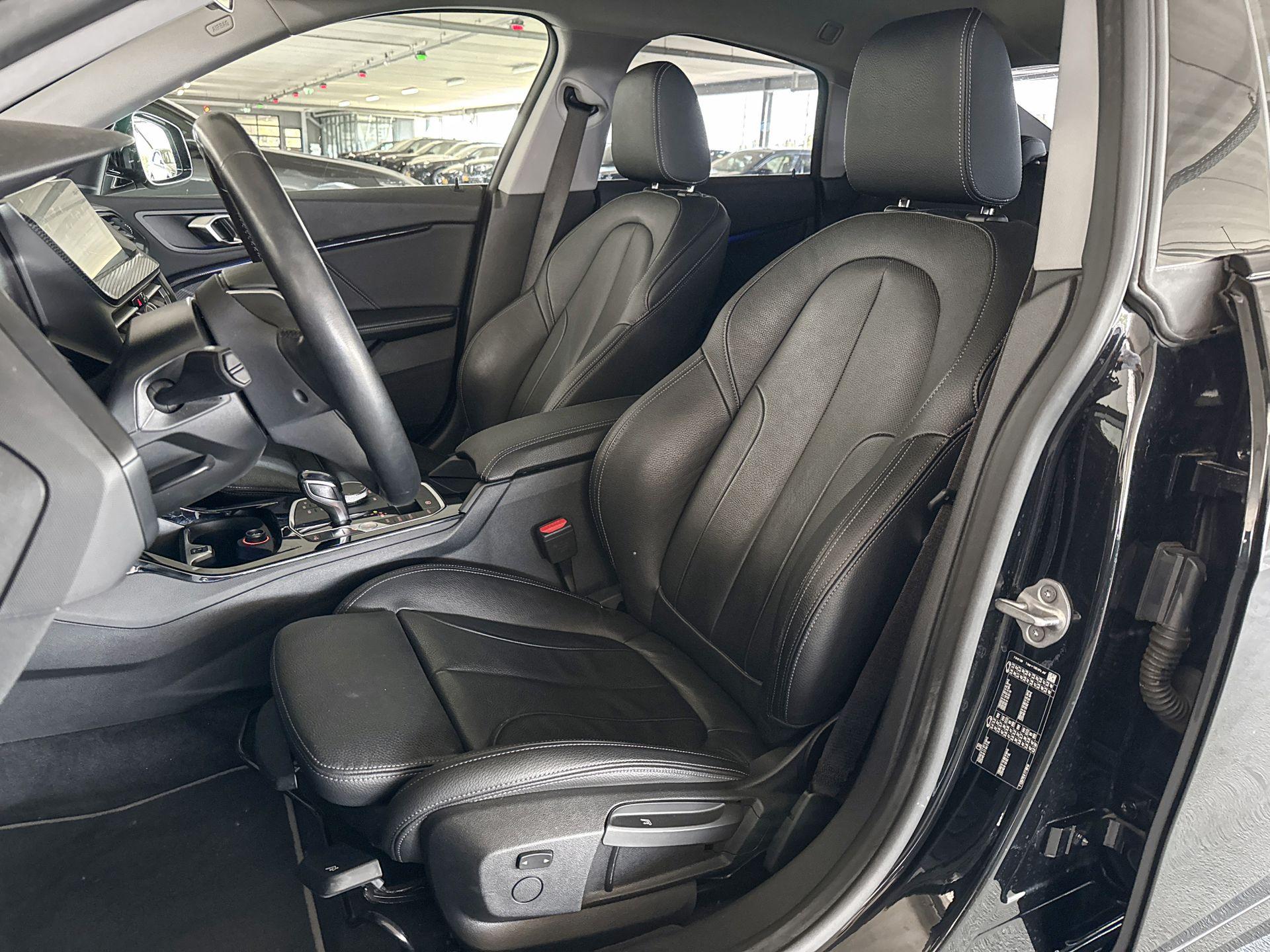 Foto van BMW 218i