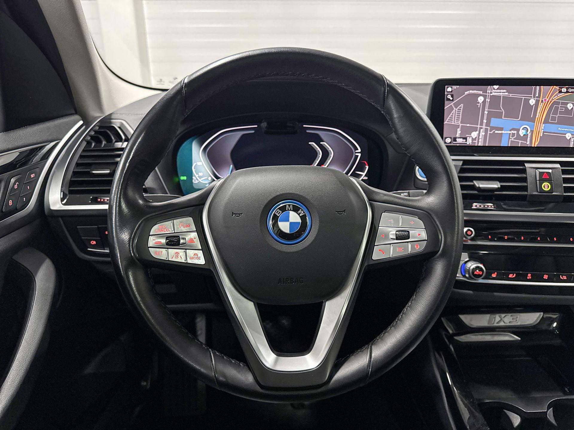 Foto van BMW Ix3