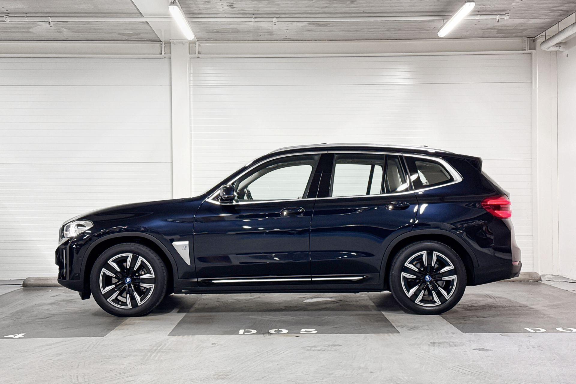 Foto van BMW Ix3