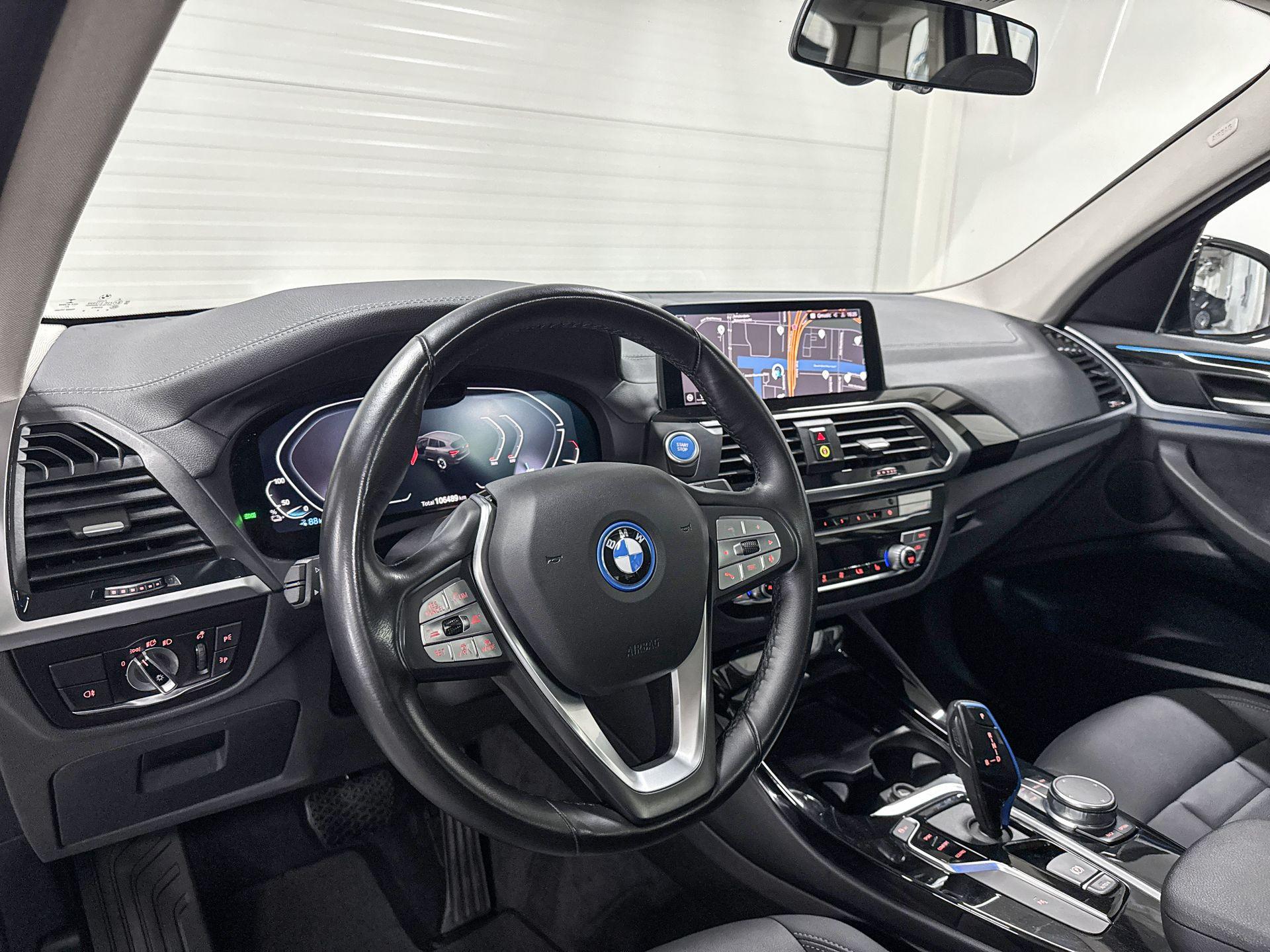 Foto van BMW Ix3