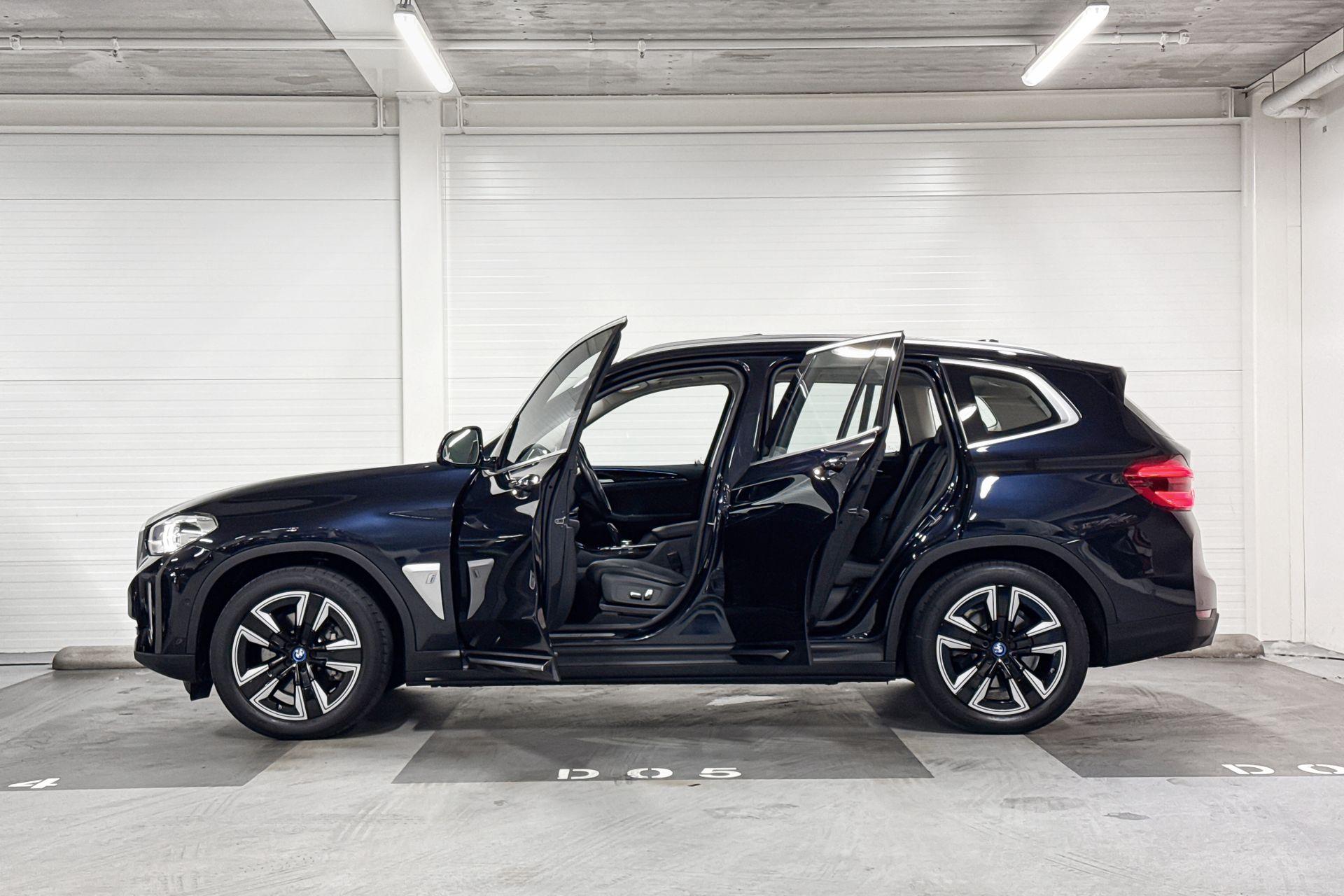 Foto van BMW Ix3