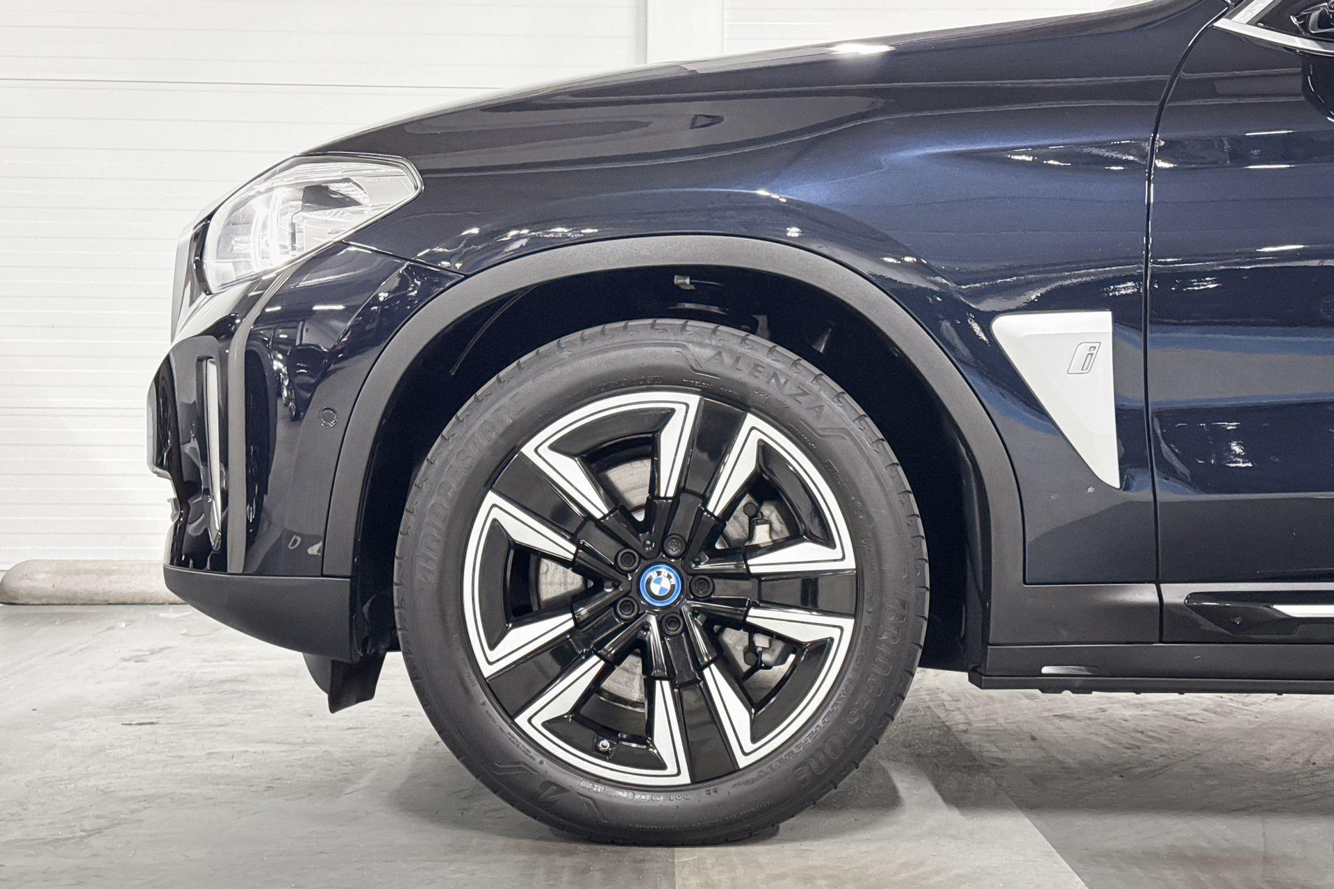Foto van BMW Ix3