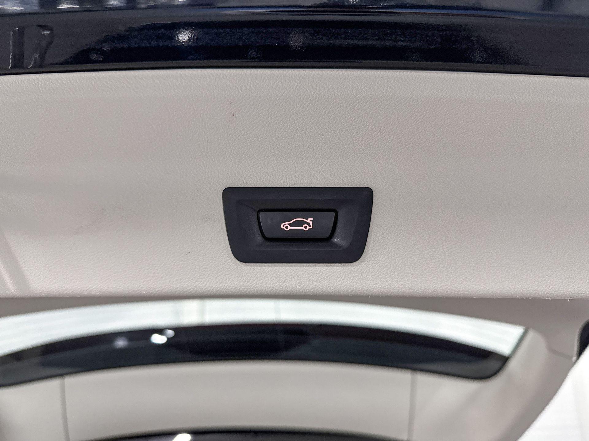 Foto van BMW Ix3
