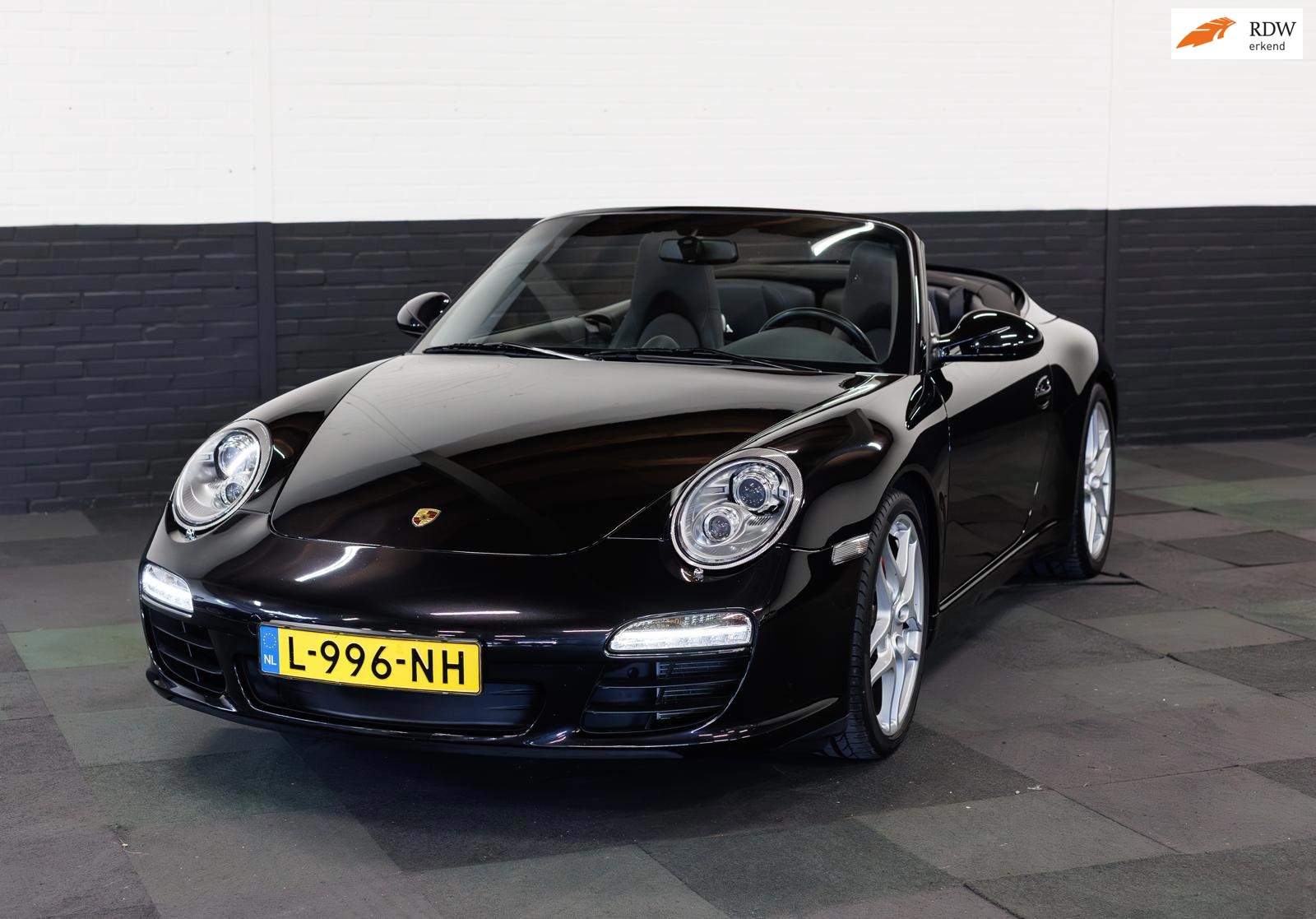 Foto van PORSCHE 911 CARRERA S