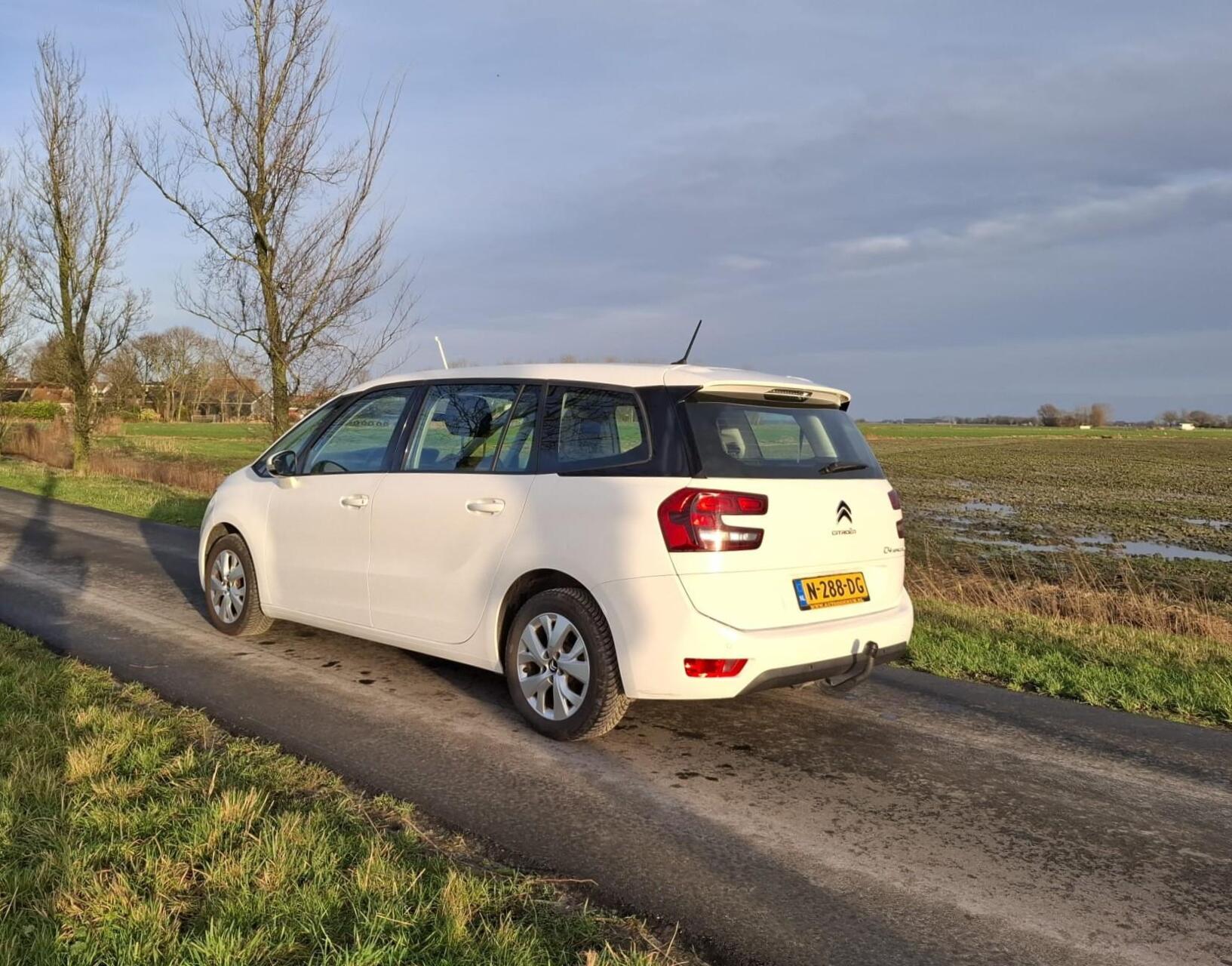 Foto van Citroen C4 Spacetourer