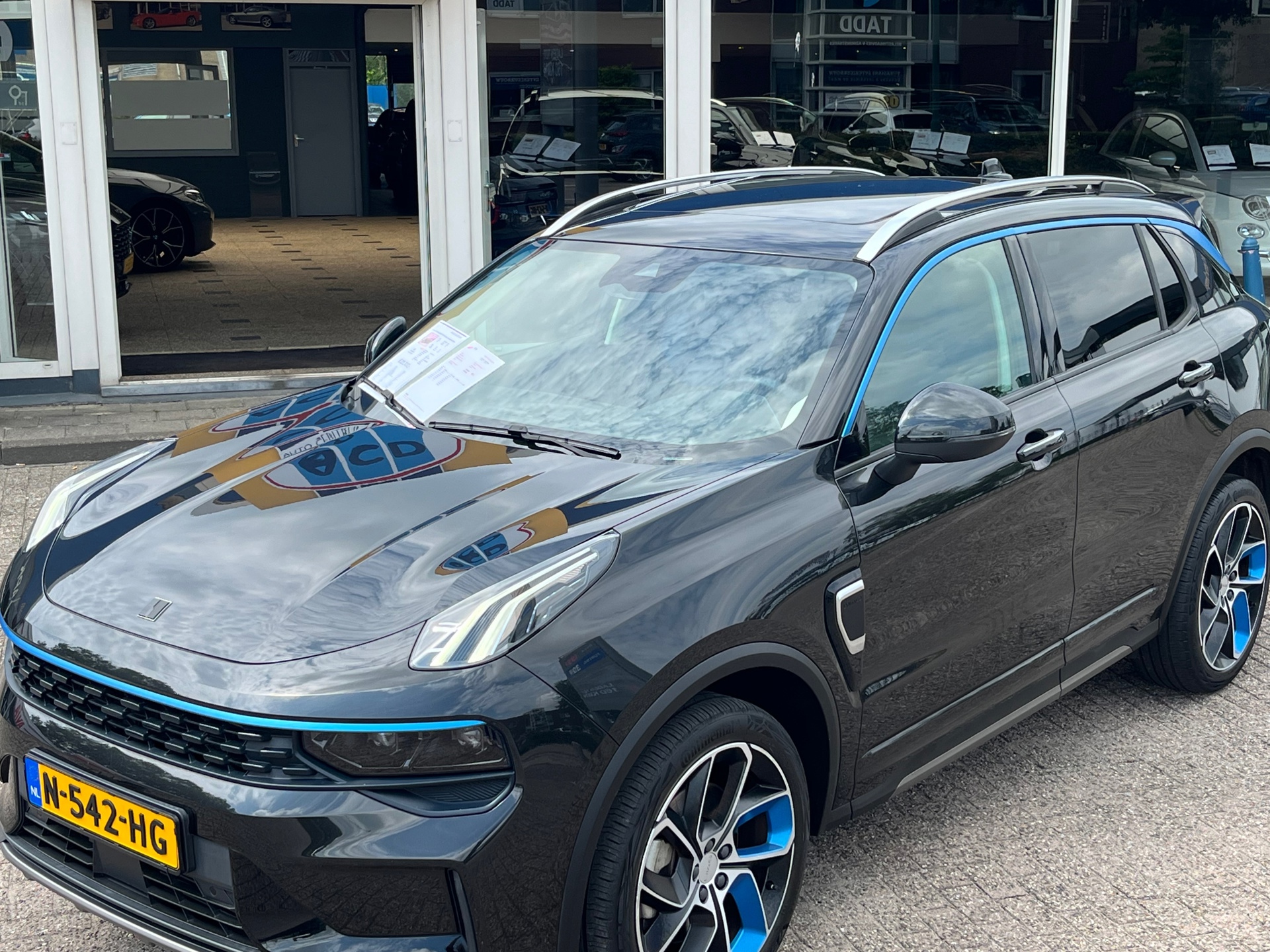 Foto van Lynk&co LYNK & Co 01