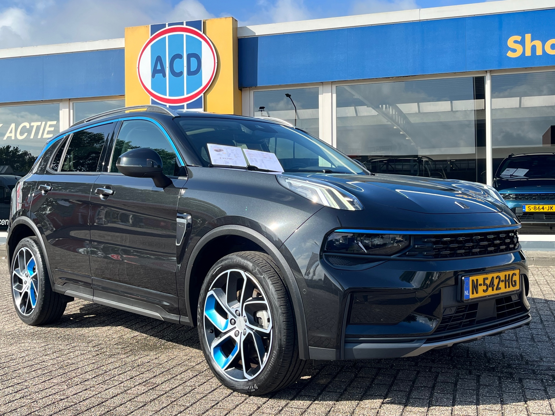 Foto van Lynk&co LYNK & Co 01