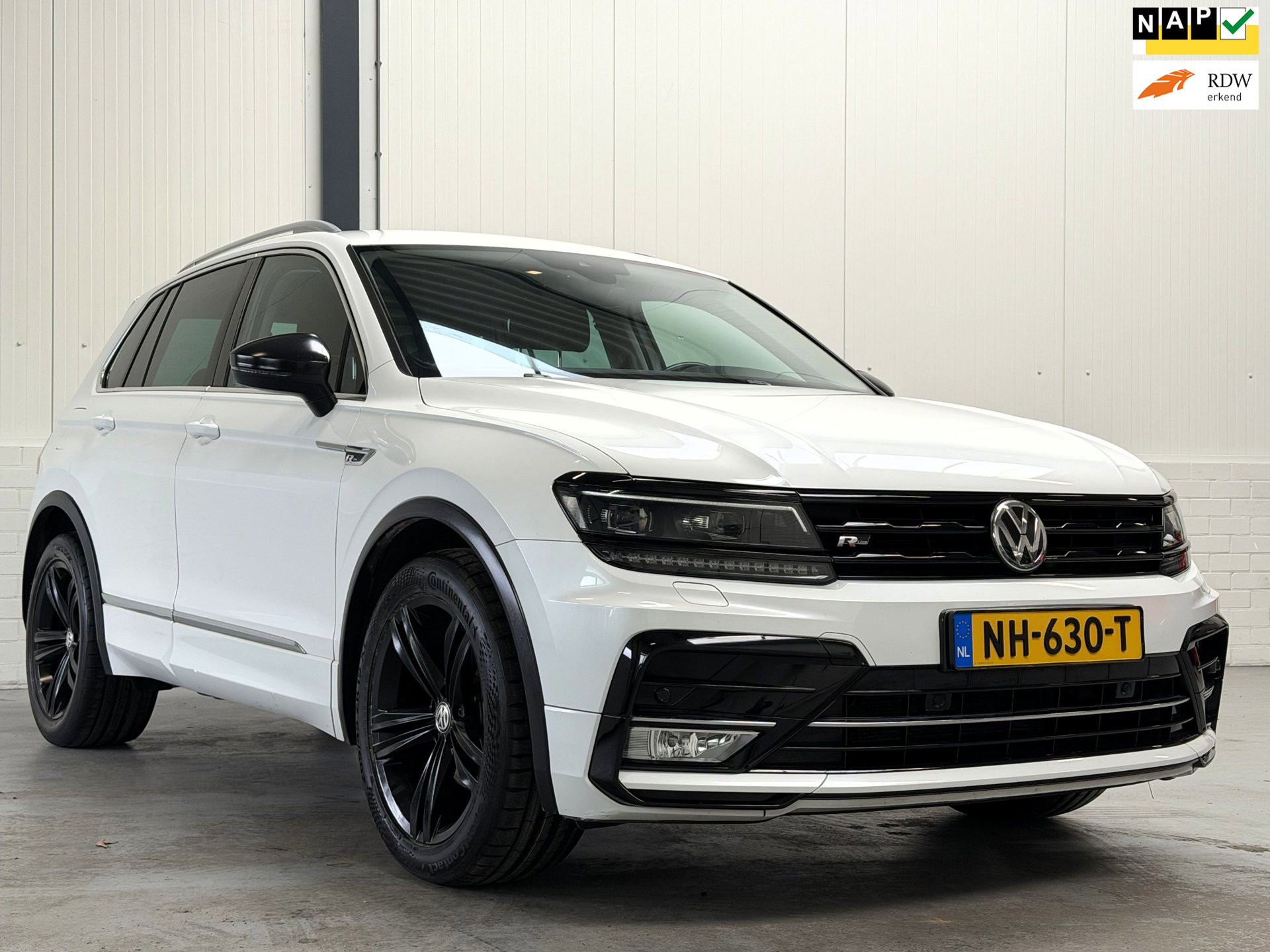 Volkswagen Tiguan 1.4 TSI Connected Series R-Line|Full LED 2017 - voorkant