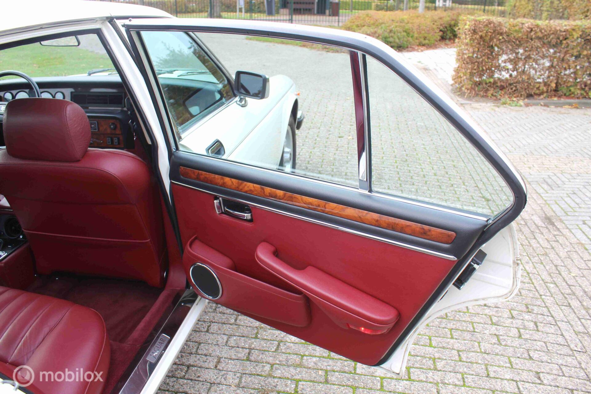 Foto van Jaguar Xj6 4.2 Series Iii Sovereign