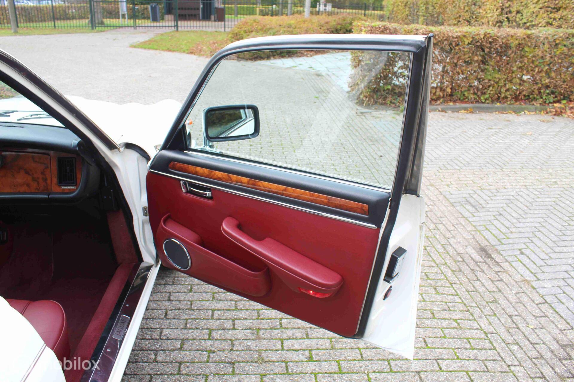 Foto van Jaguar Xj6 4.2 Series Iii Sovereign