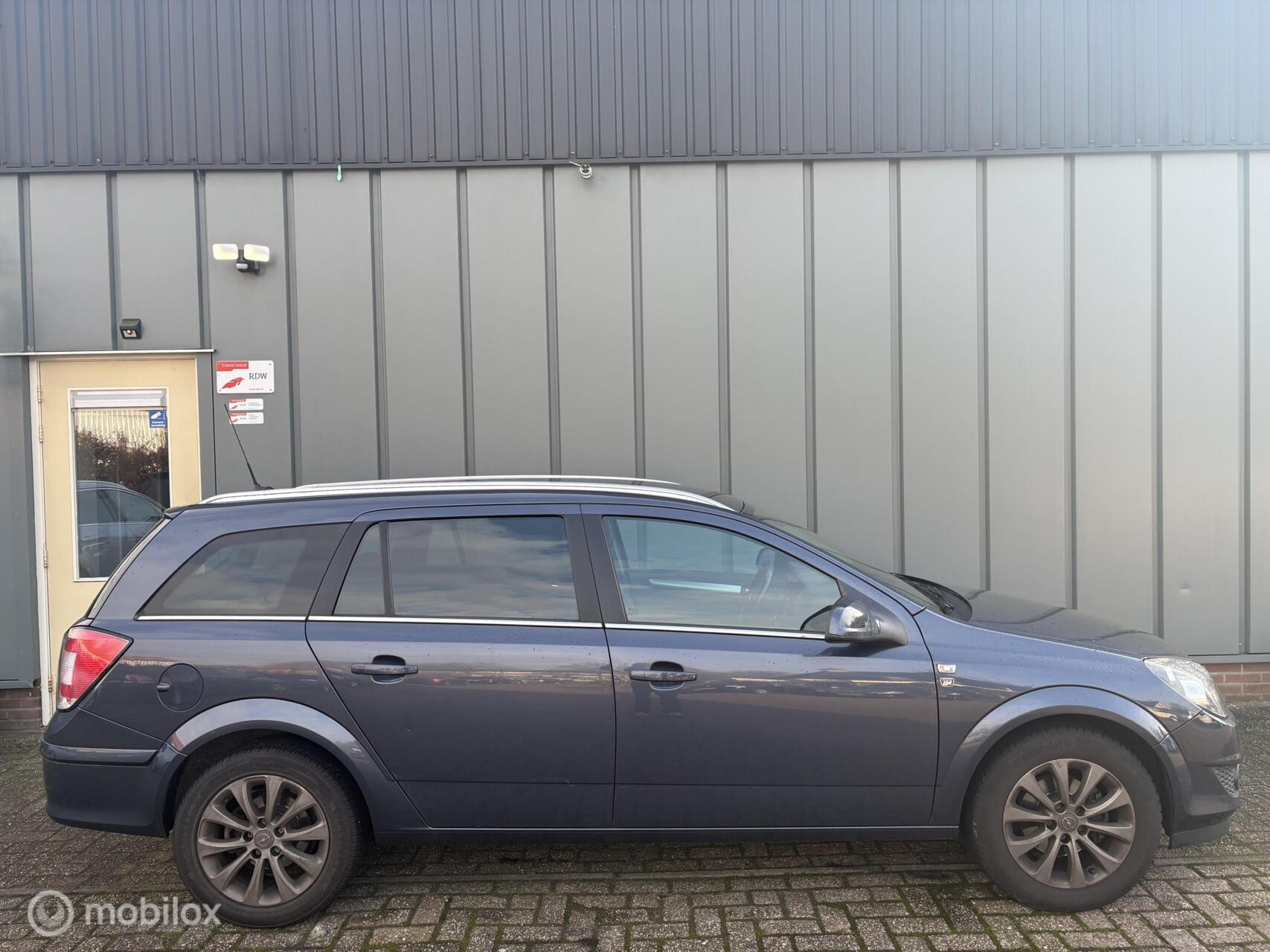 Foto van Opel Astra Station Wagon