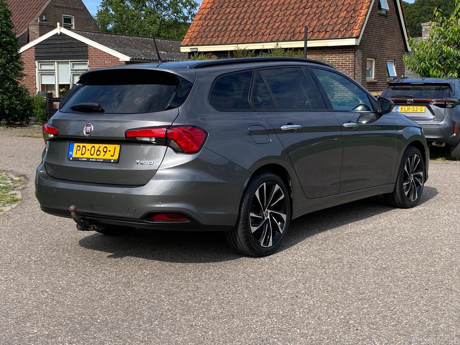 Foto van Fiat Fiat Tipo