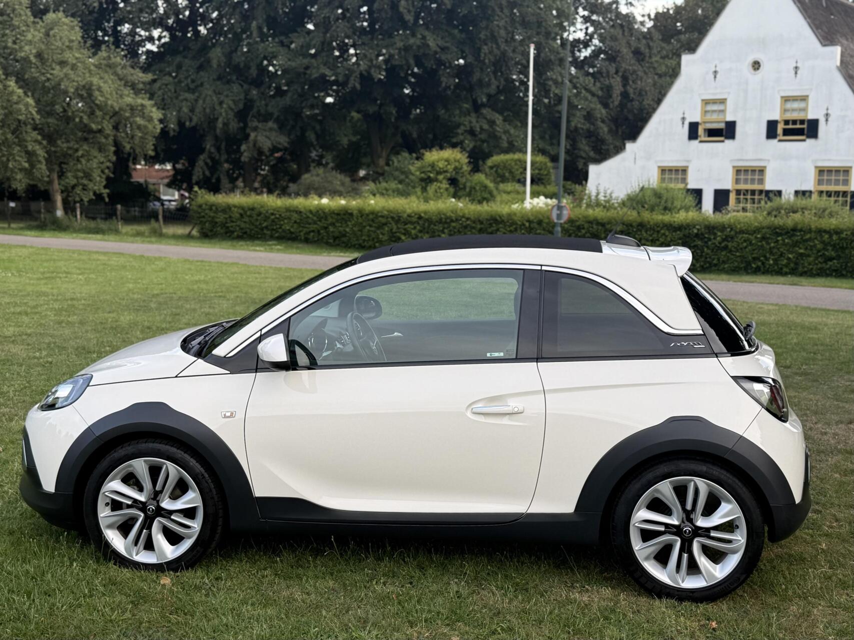 Foto van Opel Adam