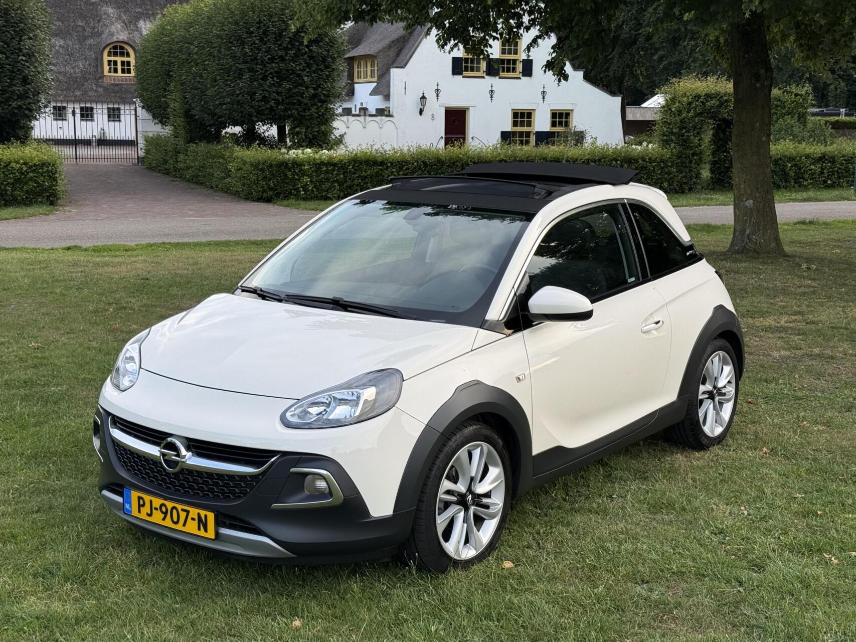 Opel Adam 1.4 Rocks Auto Cabrio 32.727 km NAP Full Option 2017 - voorkant