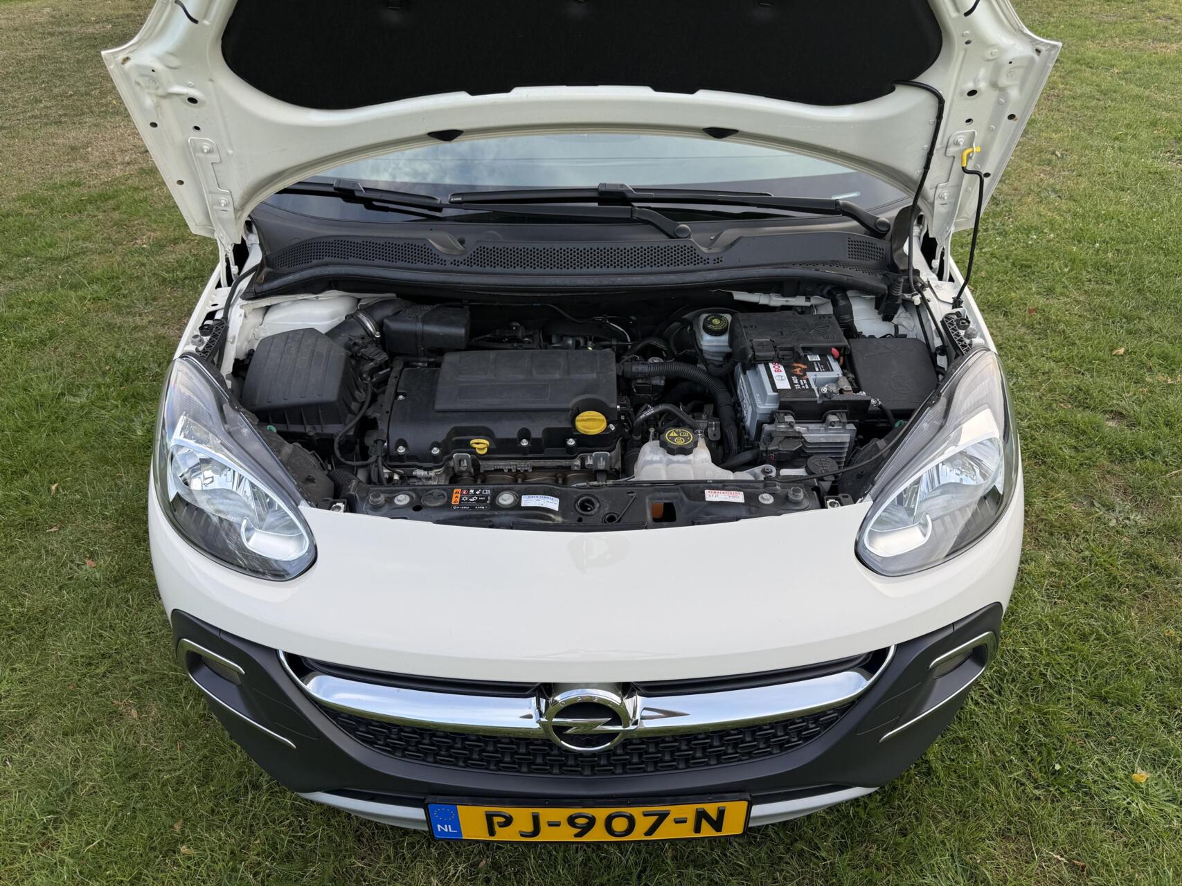 Foto van Opel Adam