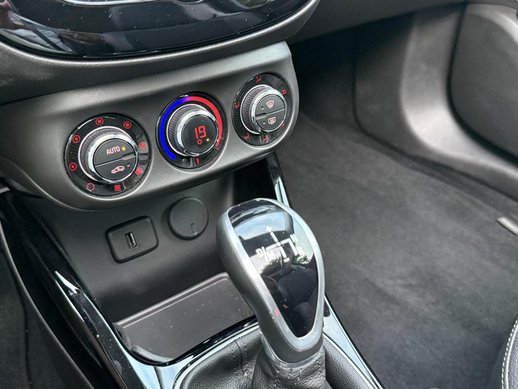 Foto van Opel Adam
