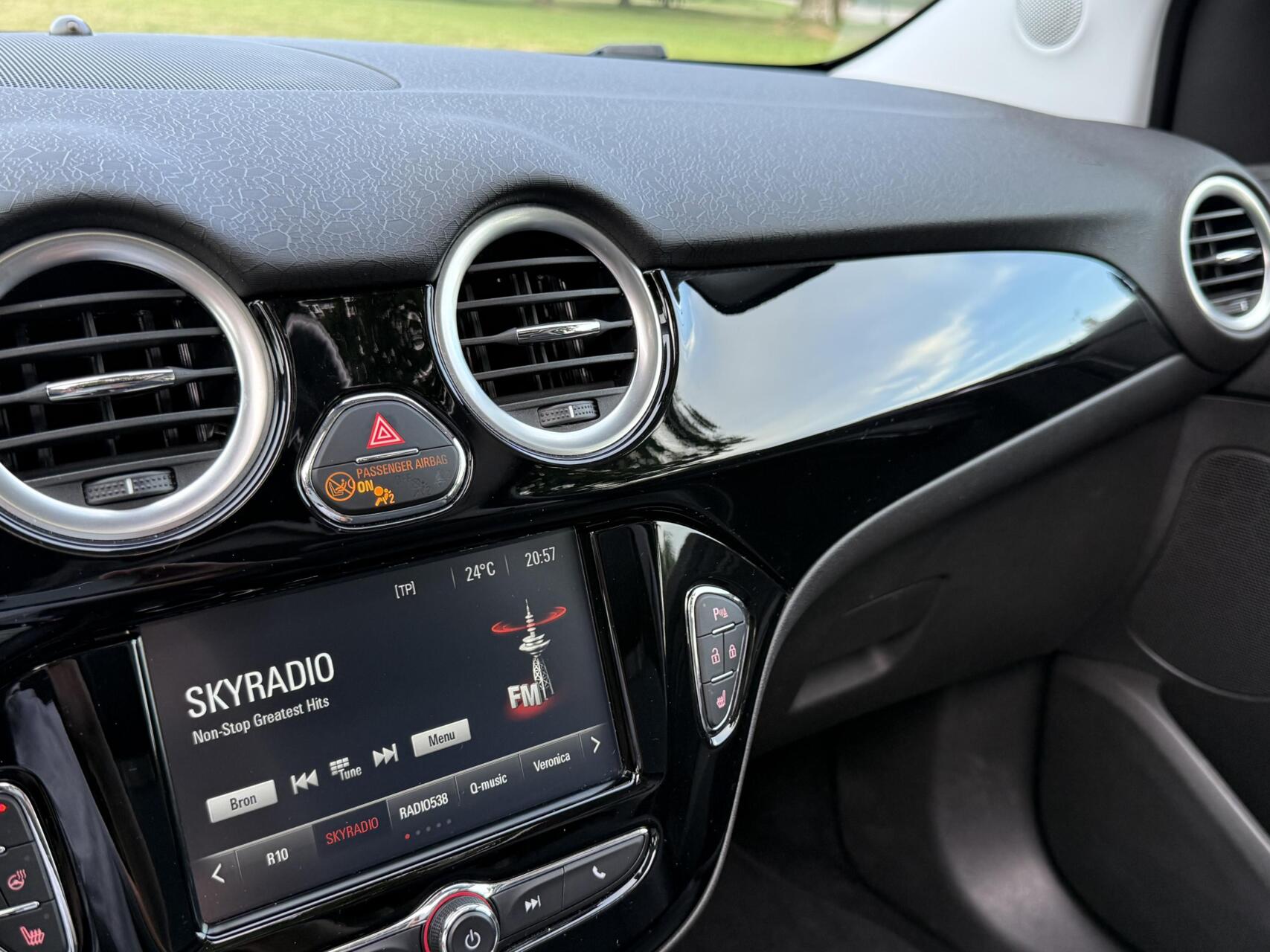 Foto van Opel Adam
