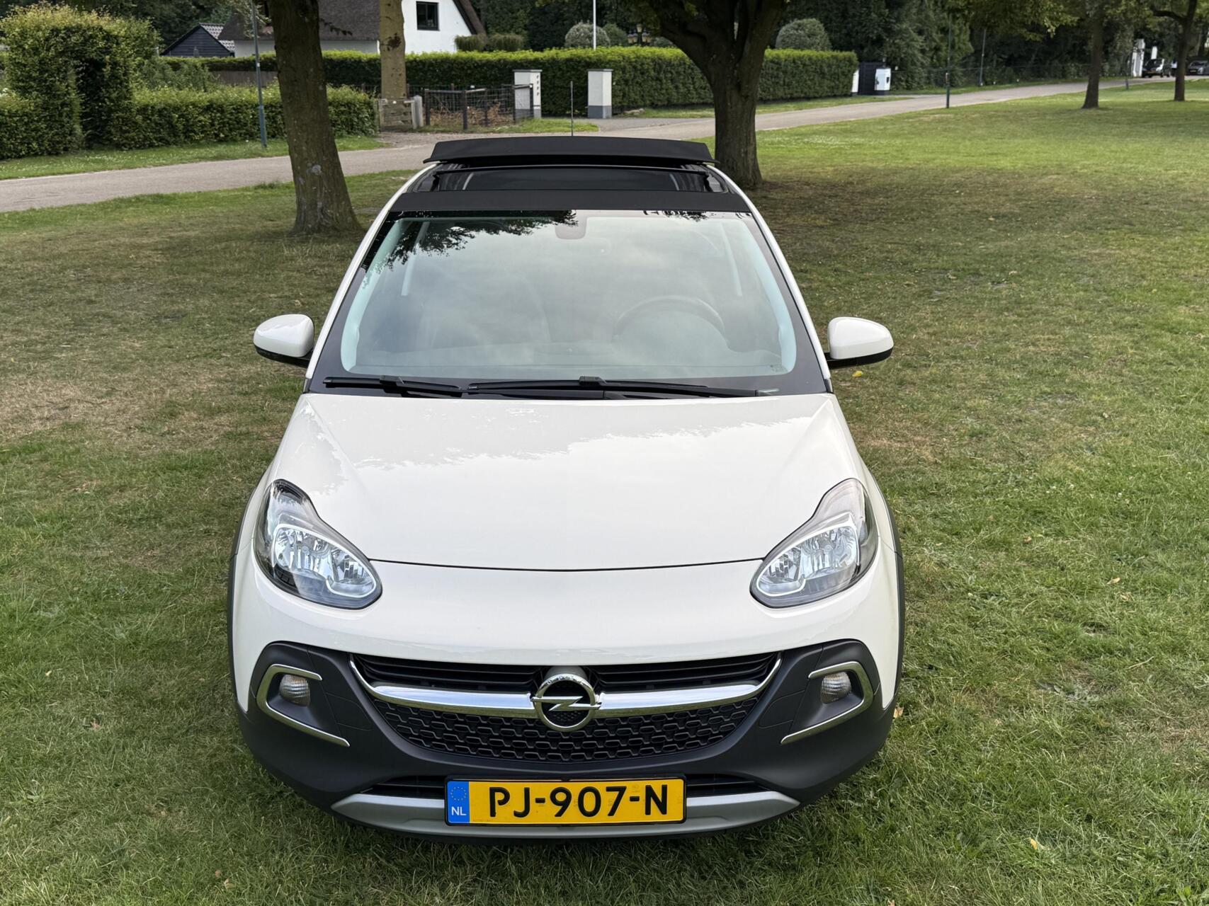 Foto van Opel Adam