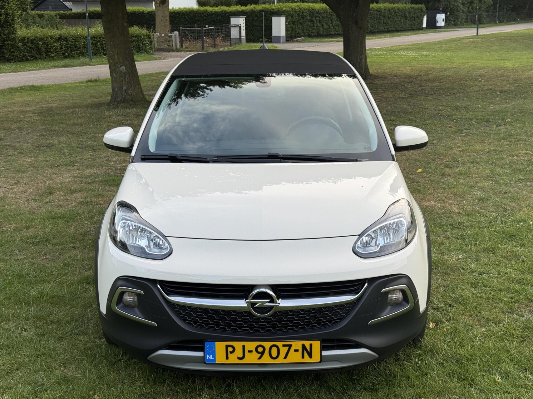 Foto van Opel Adam