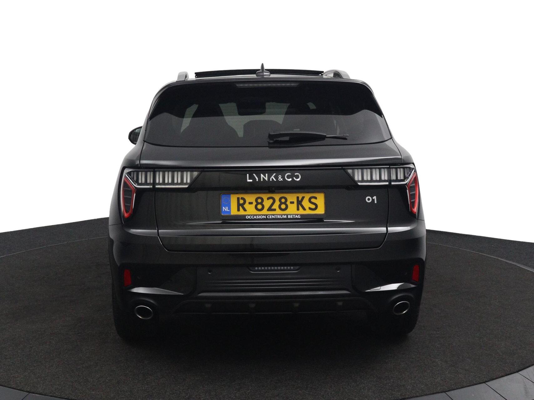 Foto van Lynk&co LYNK & Co 01