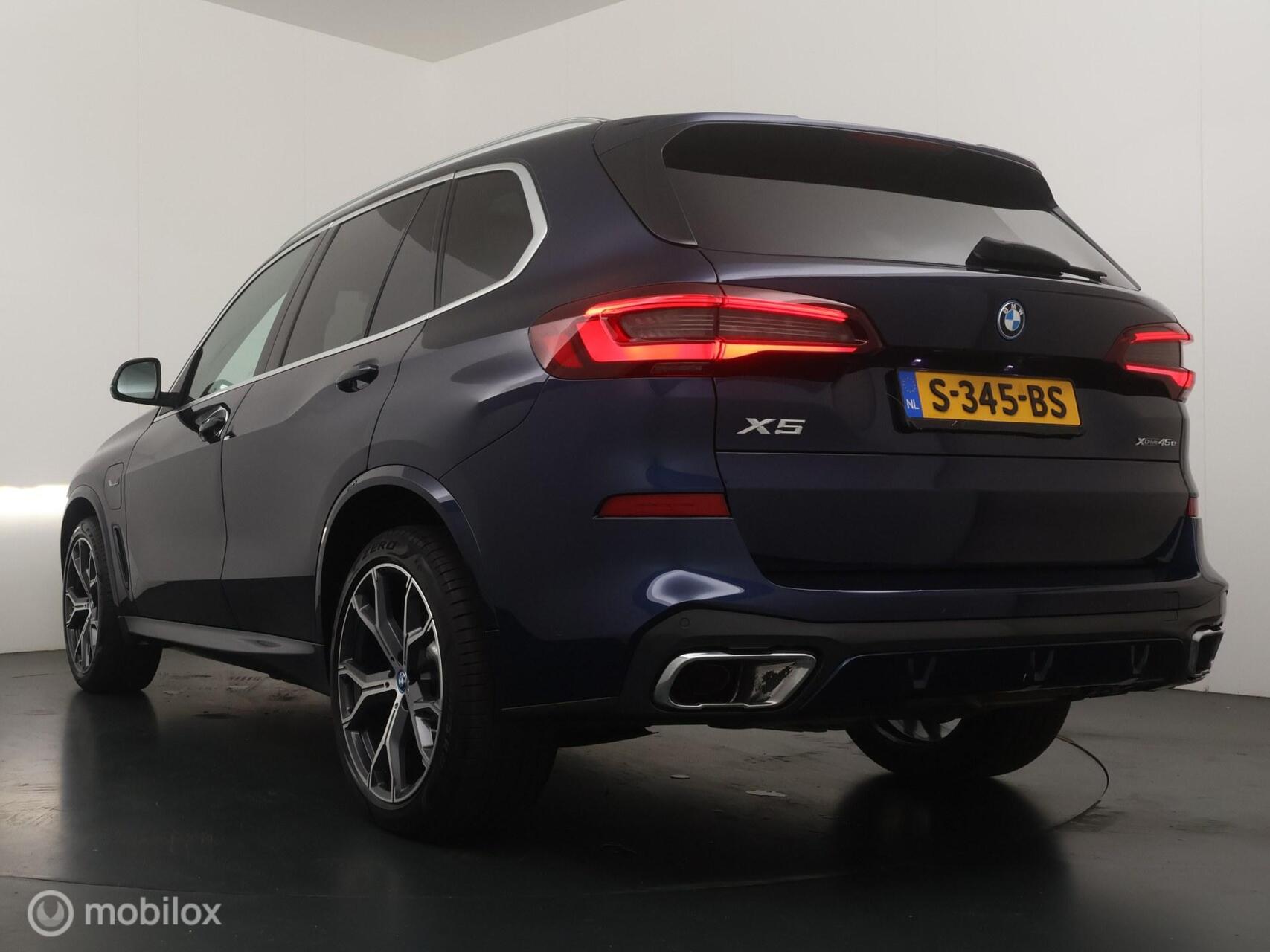 Foto van BMW X5 Xdrive45e