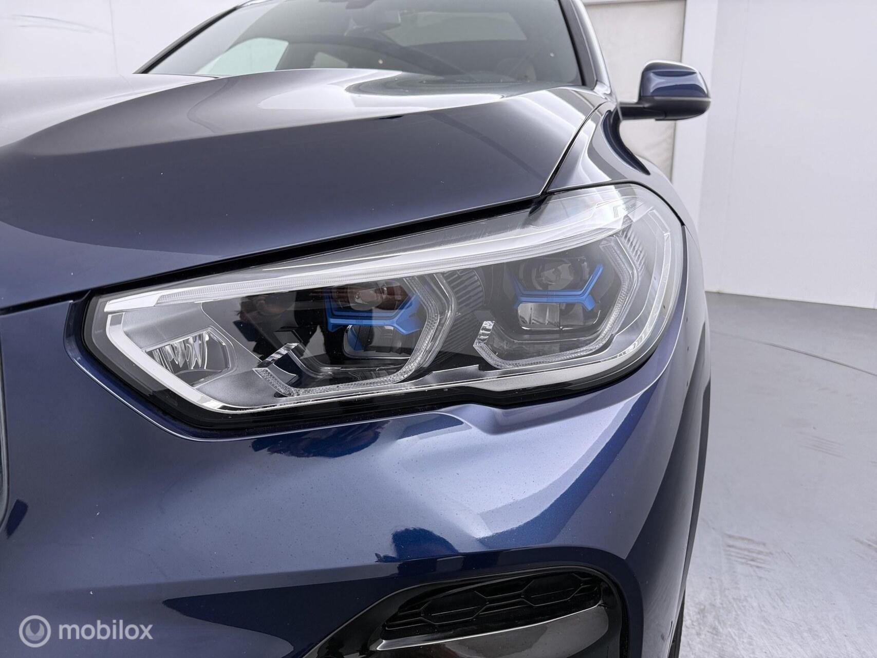 Foto van BMW X5 Xdrive45e