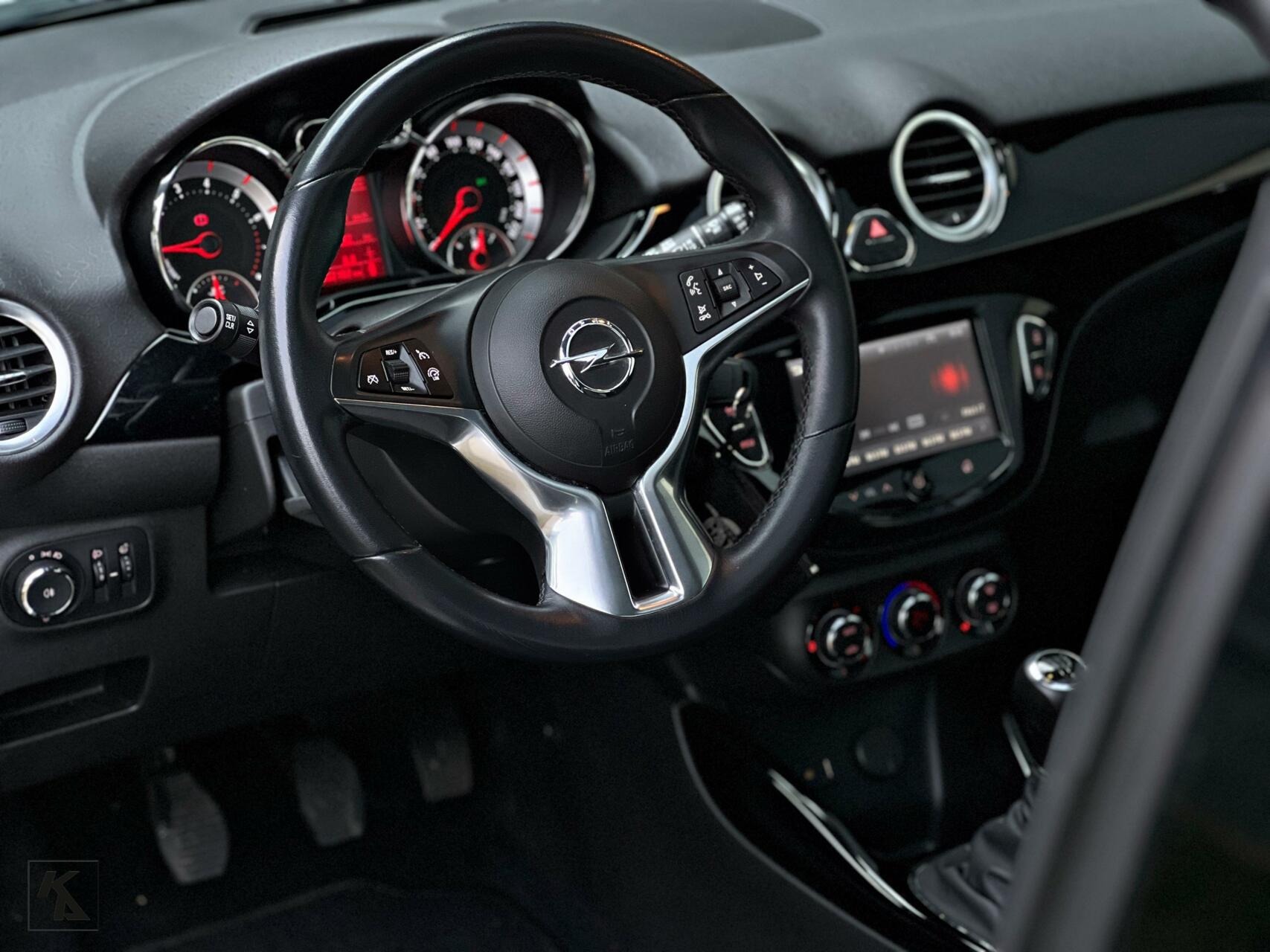 Foto van Opel Adam
