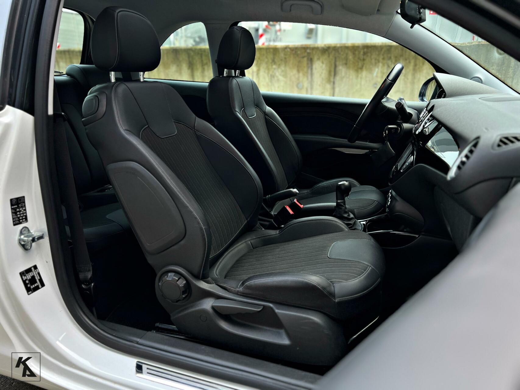 Foto van Opel Adam