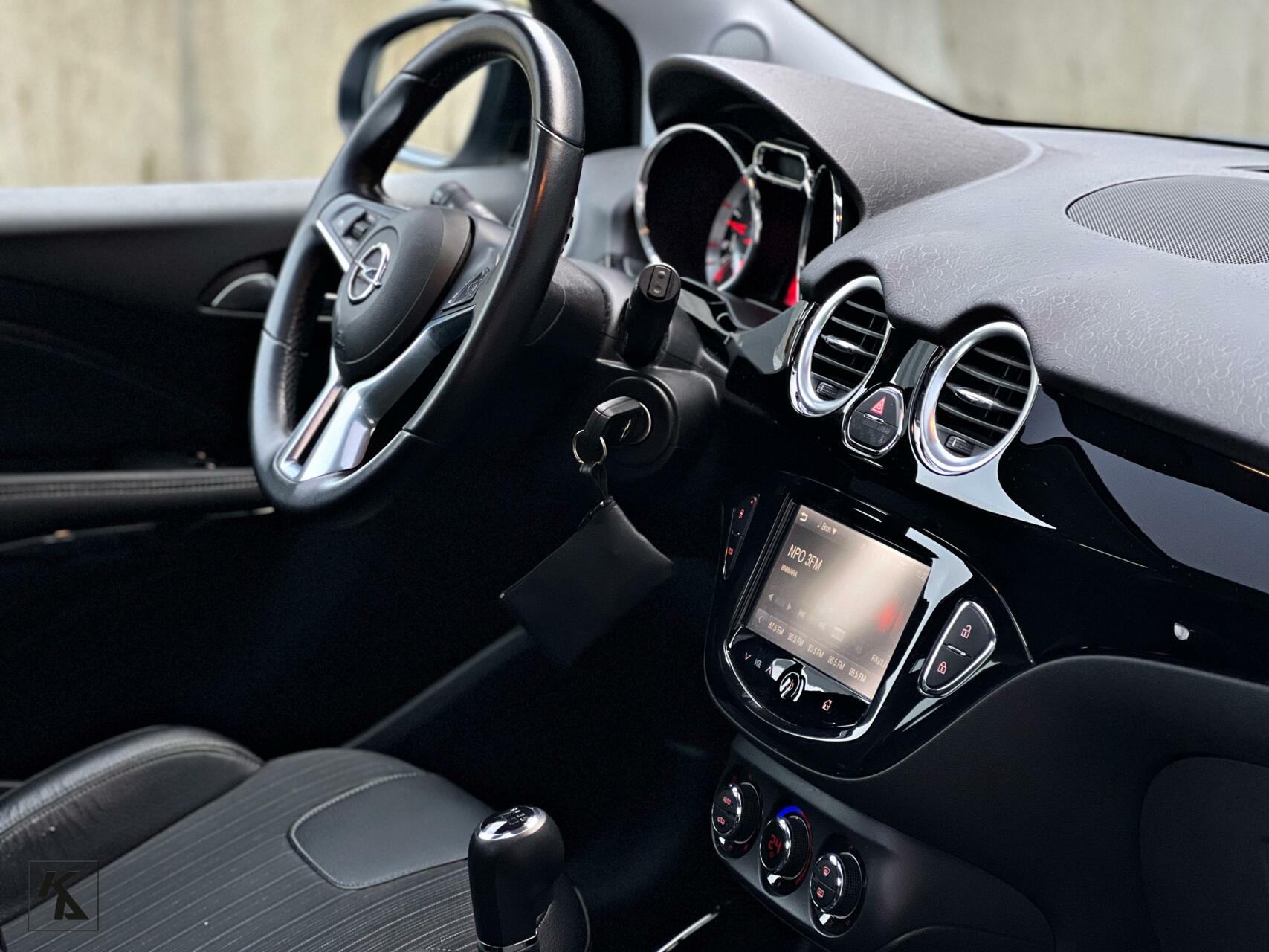 Foto van Opel Adam