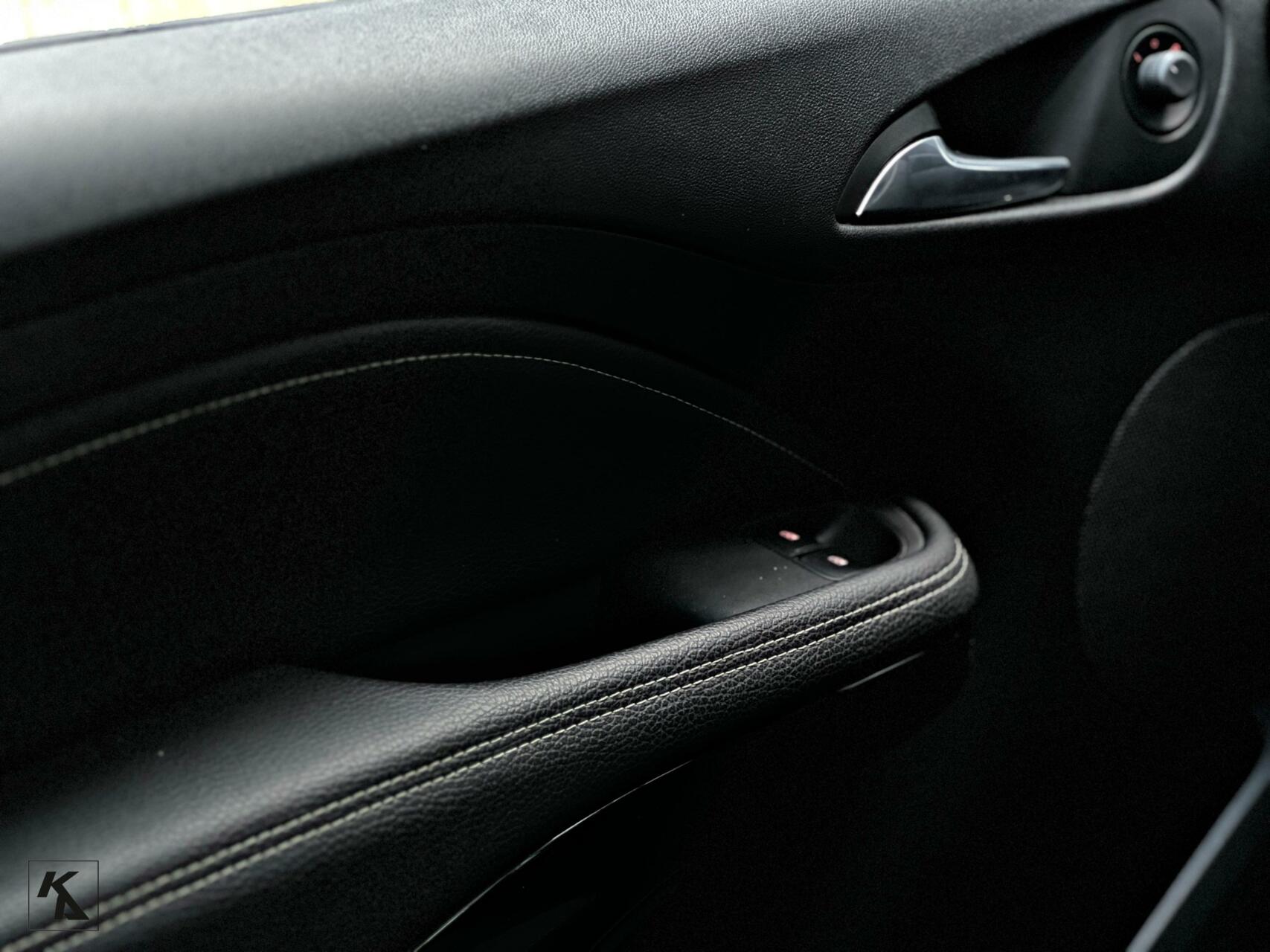 Foto van Opel Adam