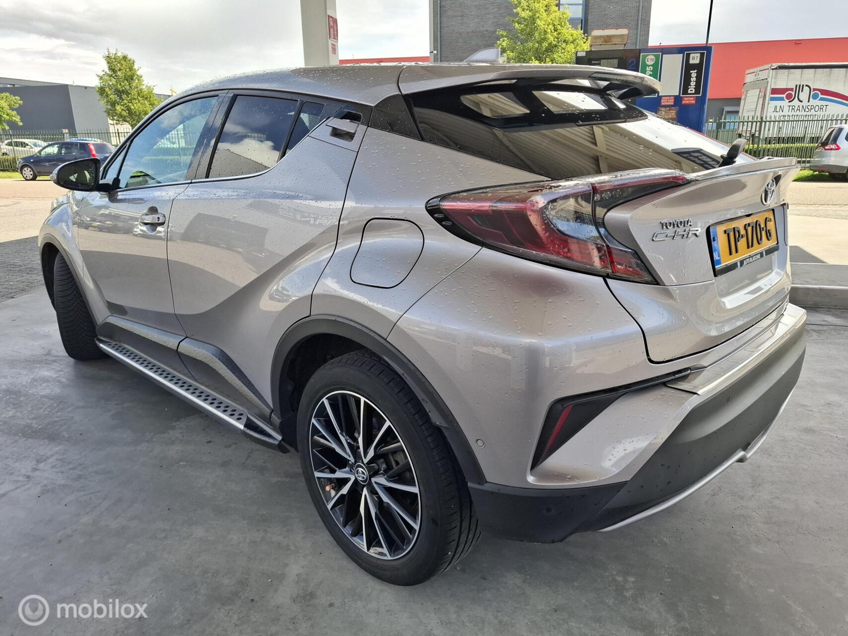 Foto van Toyota Toyota C-hr