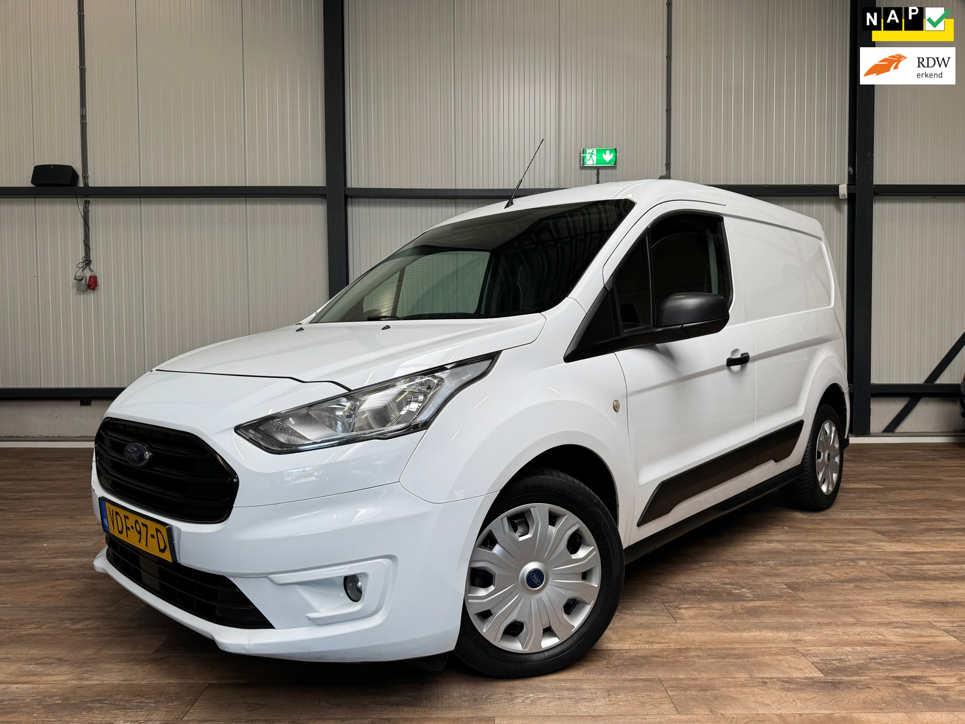 Ford Transit Connect 1.5 EcoBlue / airco / zijdeur / nette staat 2019 - voorkant