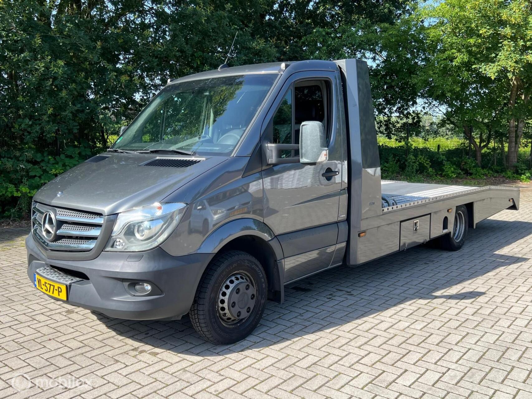 Mercedes-Benz Sprinter 319 3.0 BlueTEC 432 HD 2015 - voorkant