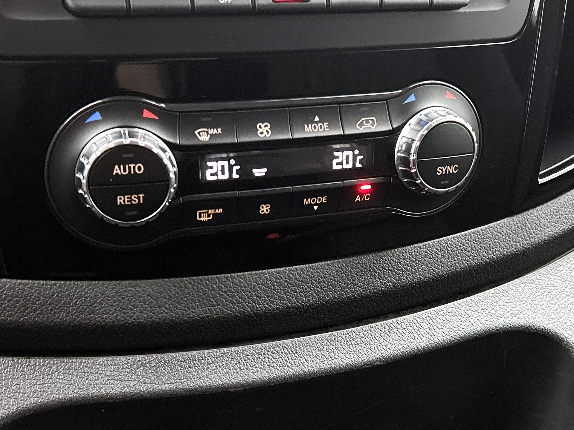 Foto van Mercedes-Benz Vito