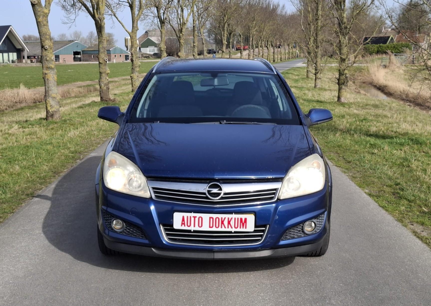 Foto van Opel Astra Wagon