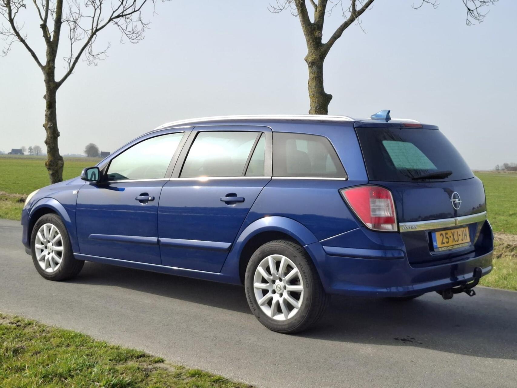 Foto van Opel Astra Wagon