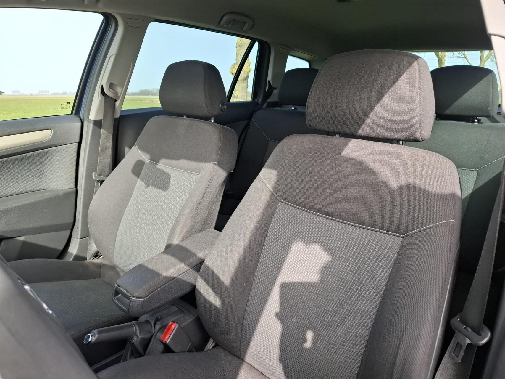 Foto van Opel Astra Wagon