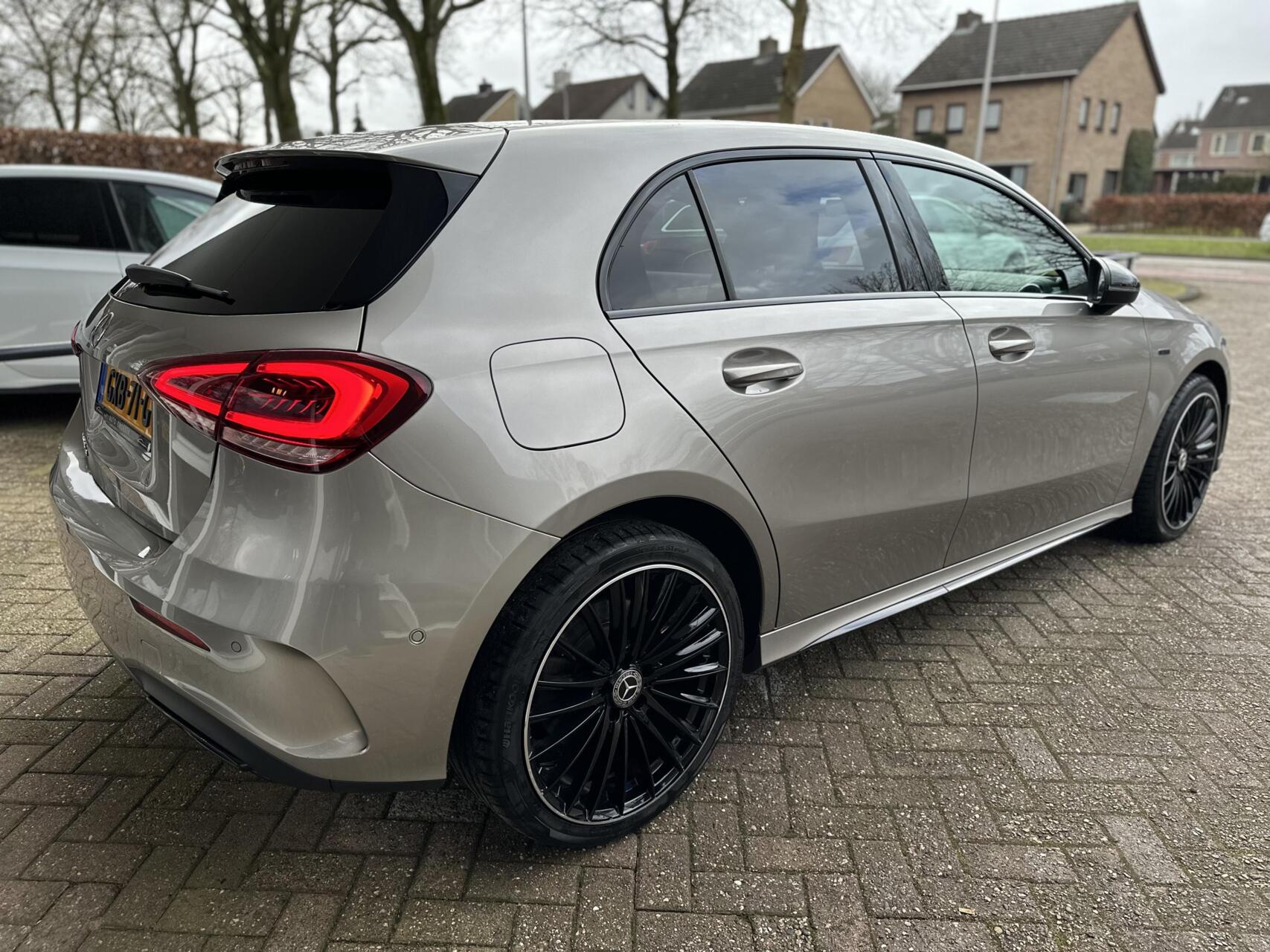 Foto van Mercedes-Benz A 250 E
