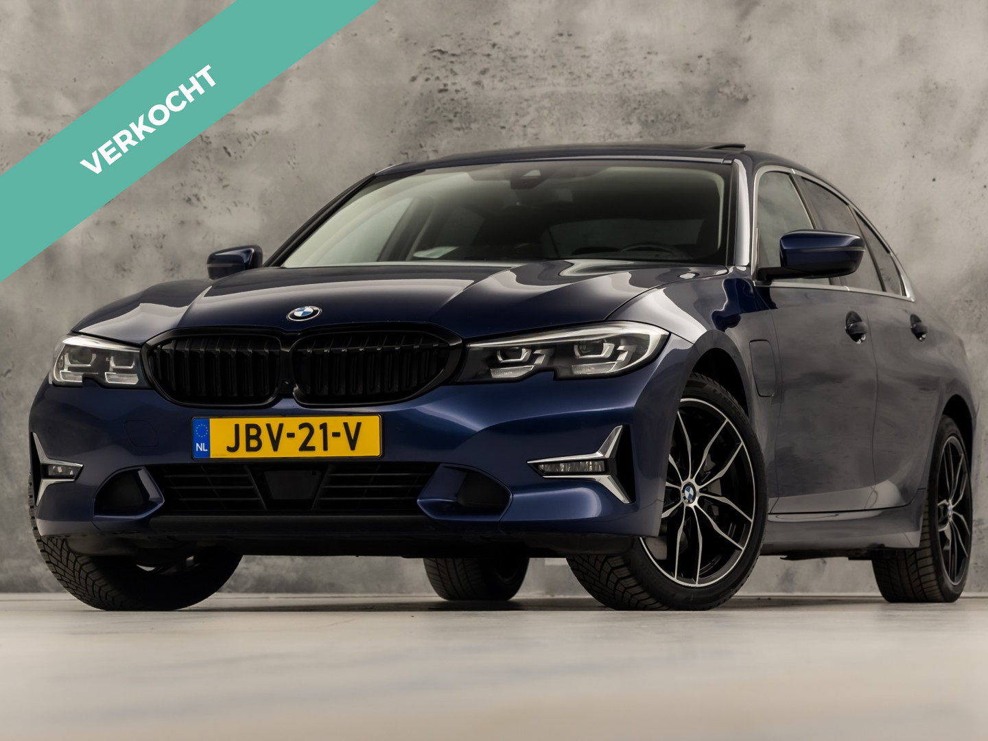 BMW 3-serie 330e High Executive 2020 - voorkant