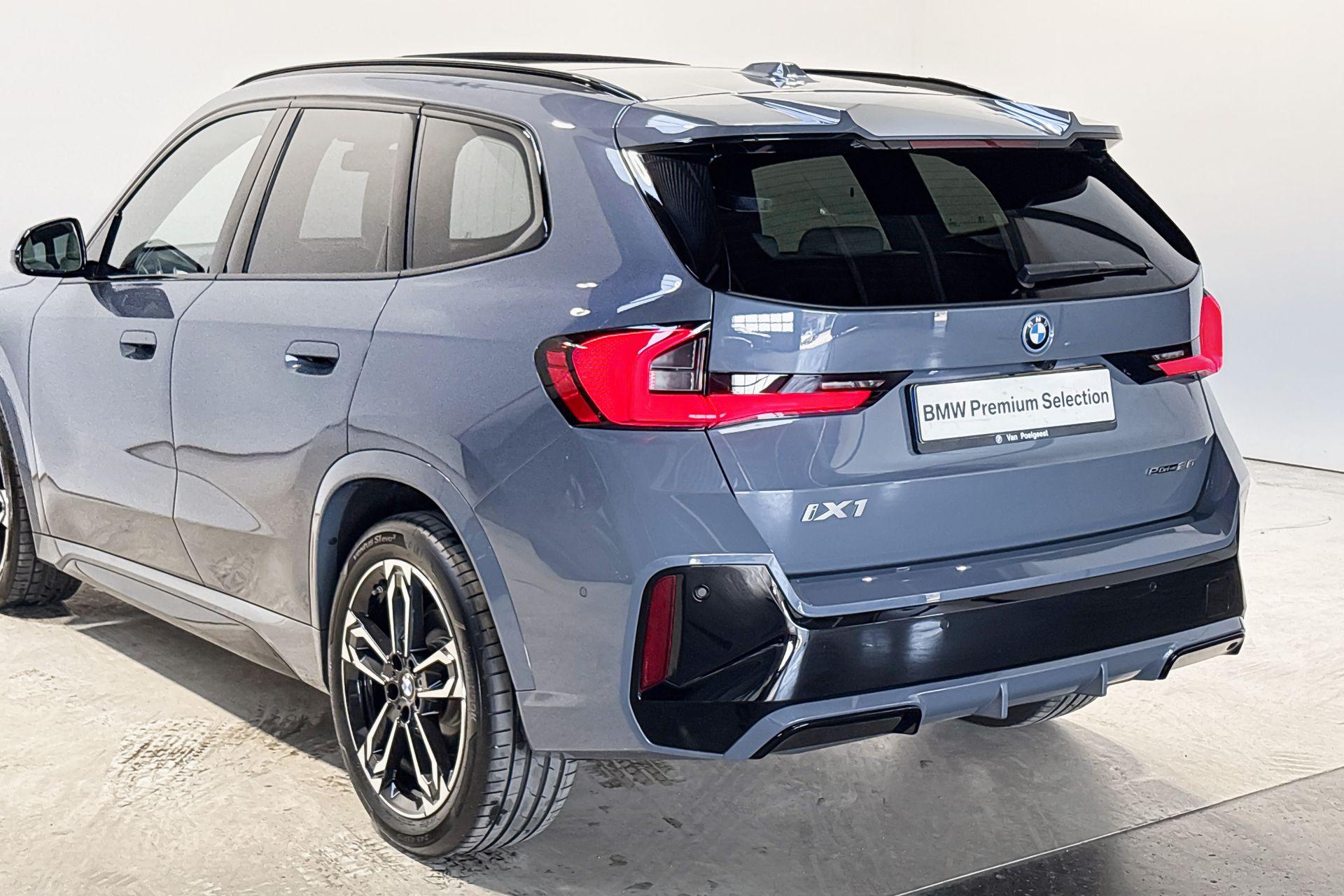 Foto van BMW Ix1 Edrive20