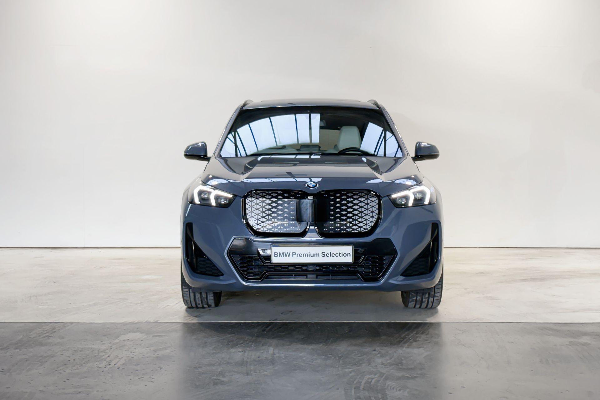 Foto van BMW Ix1 Edrive20