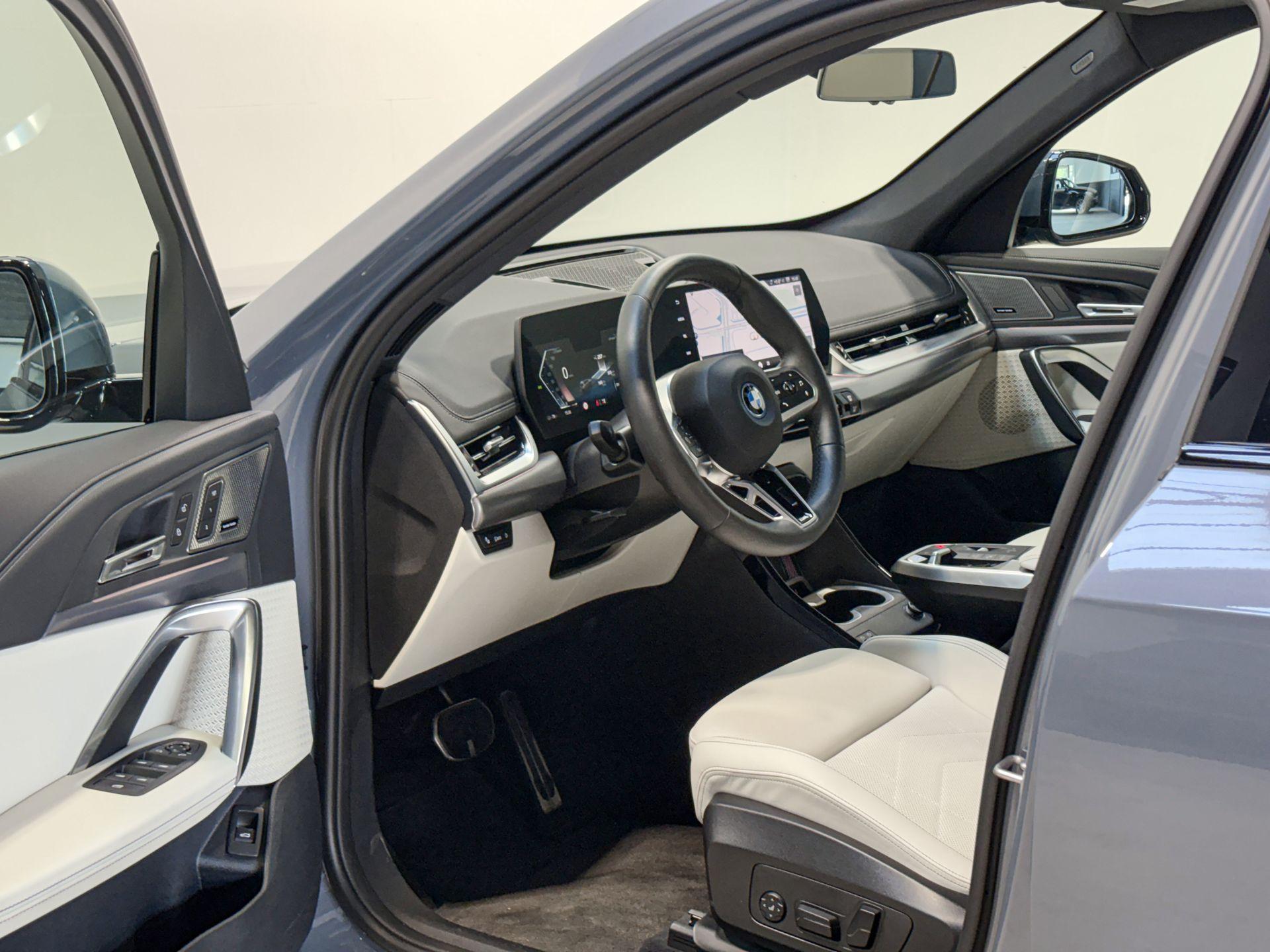 Foto van BMW Ix1 Edrive20