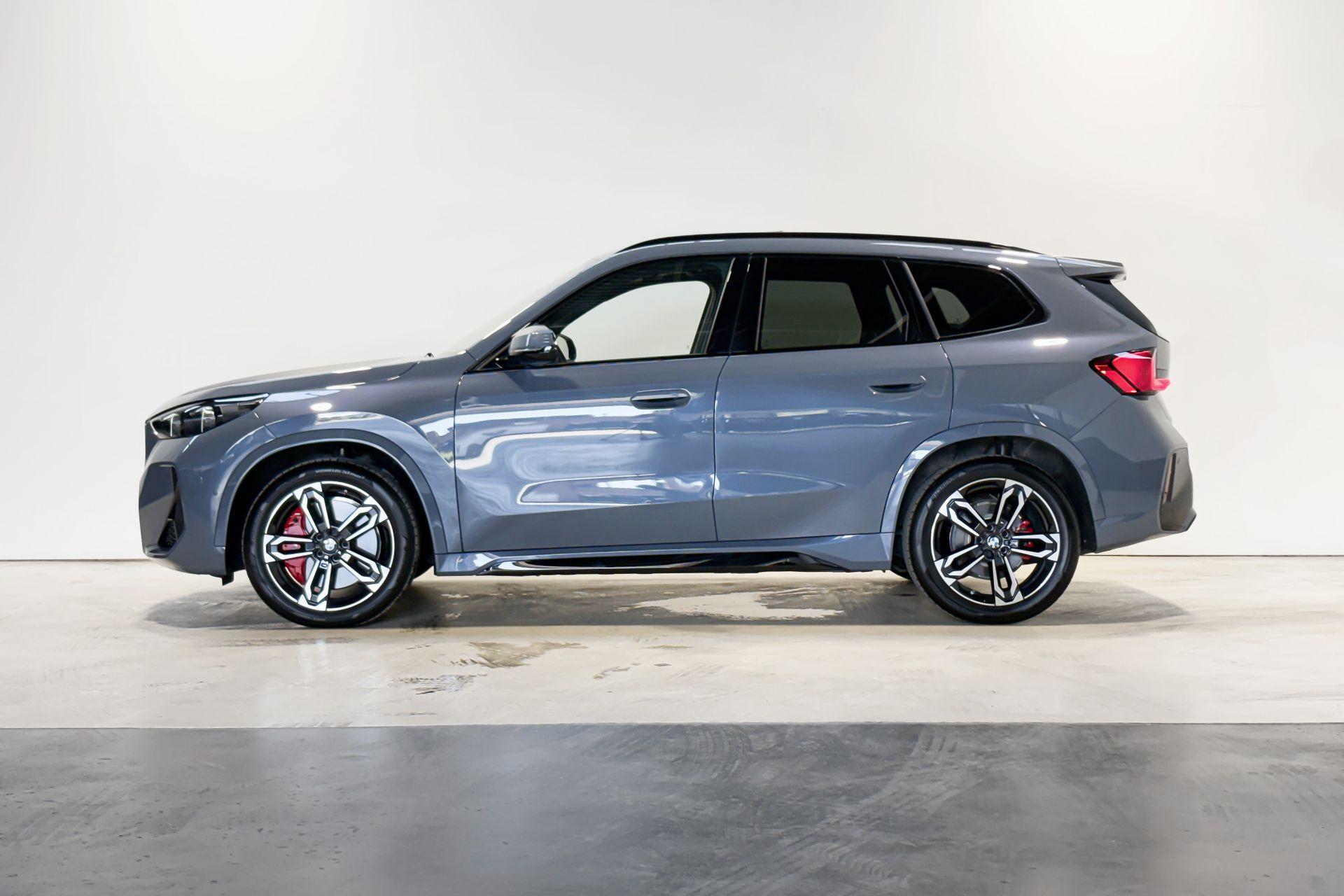 Foto van BMW Ix1 Edrive20
