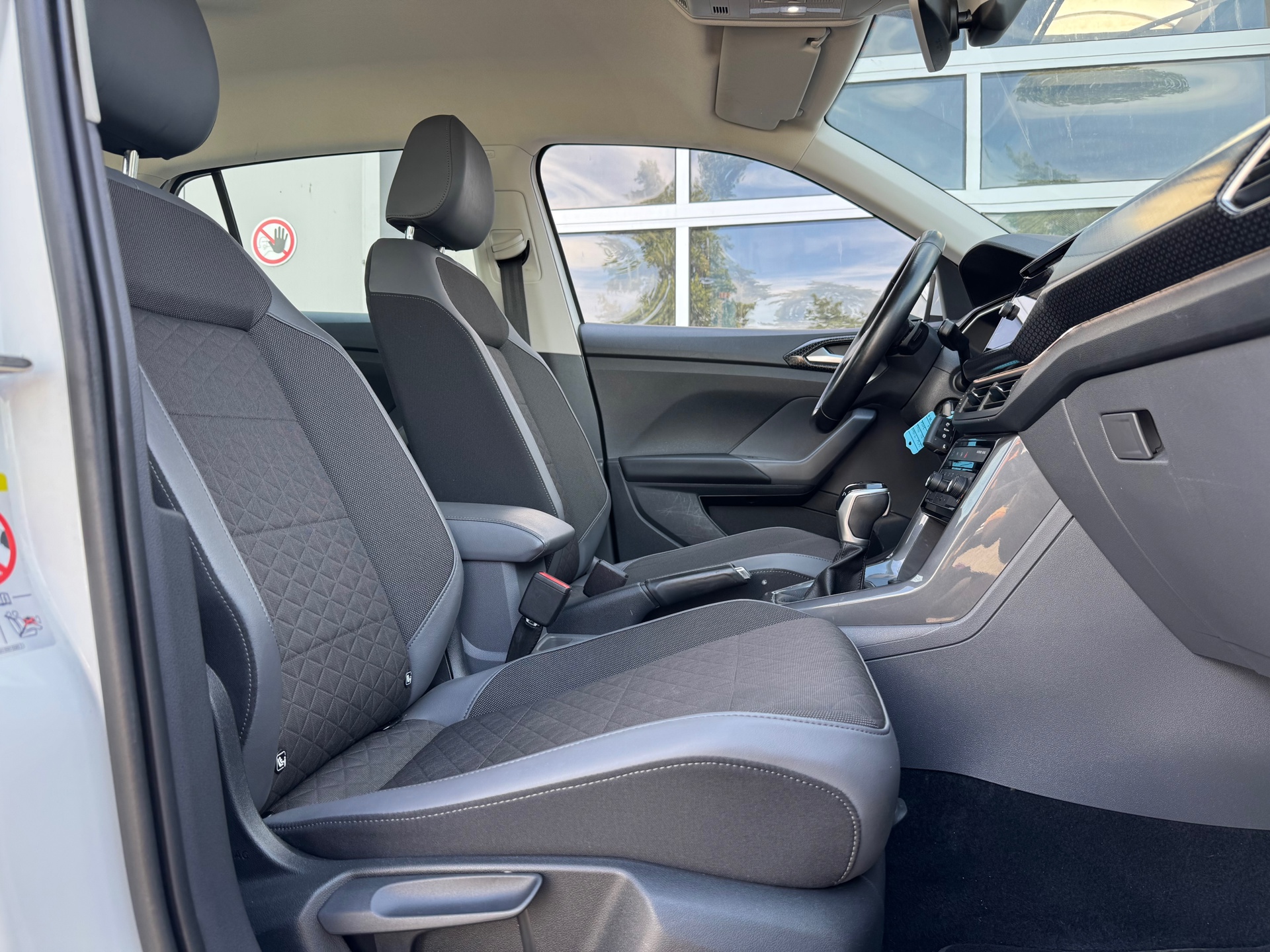 Foto van Volkswagen T-cross
