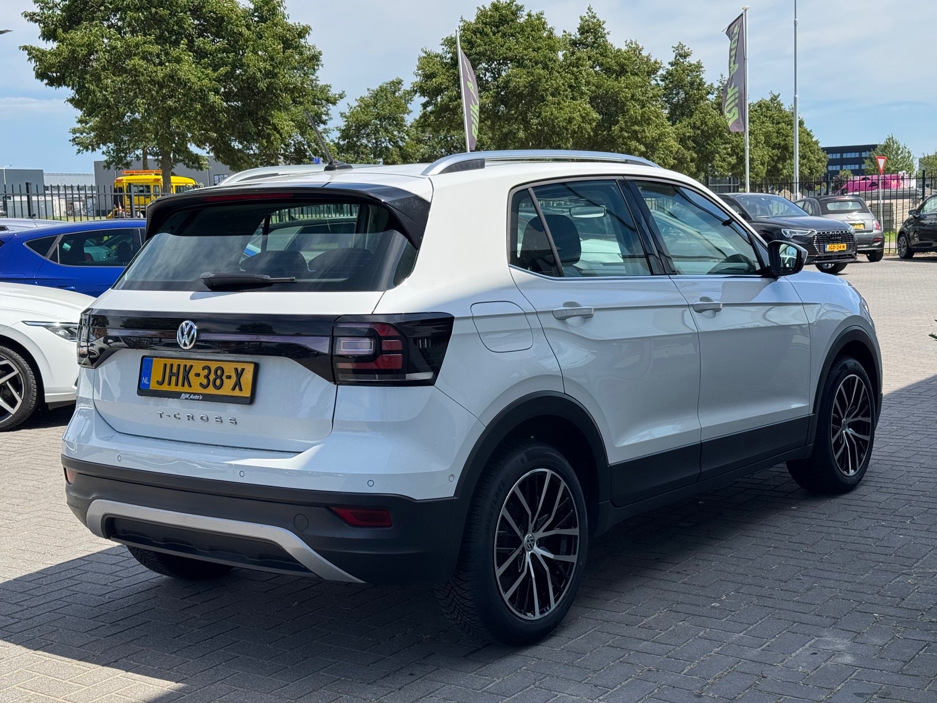 Foto van Volkswagen T-cross
