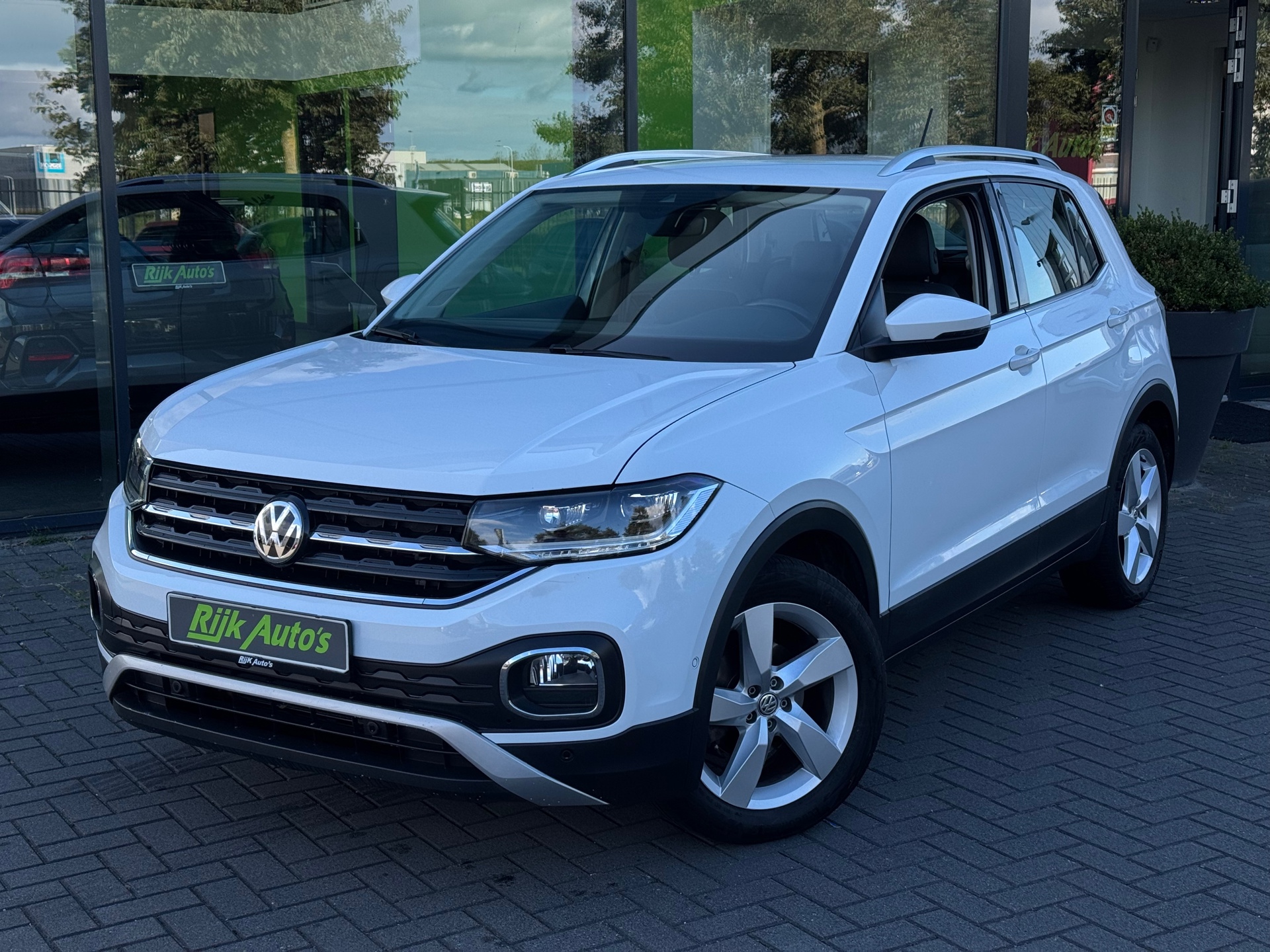 Foto van Volkswagen T-cross